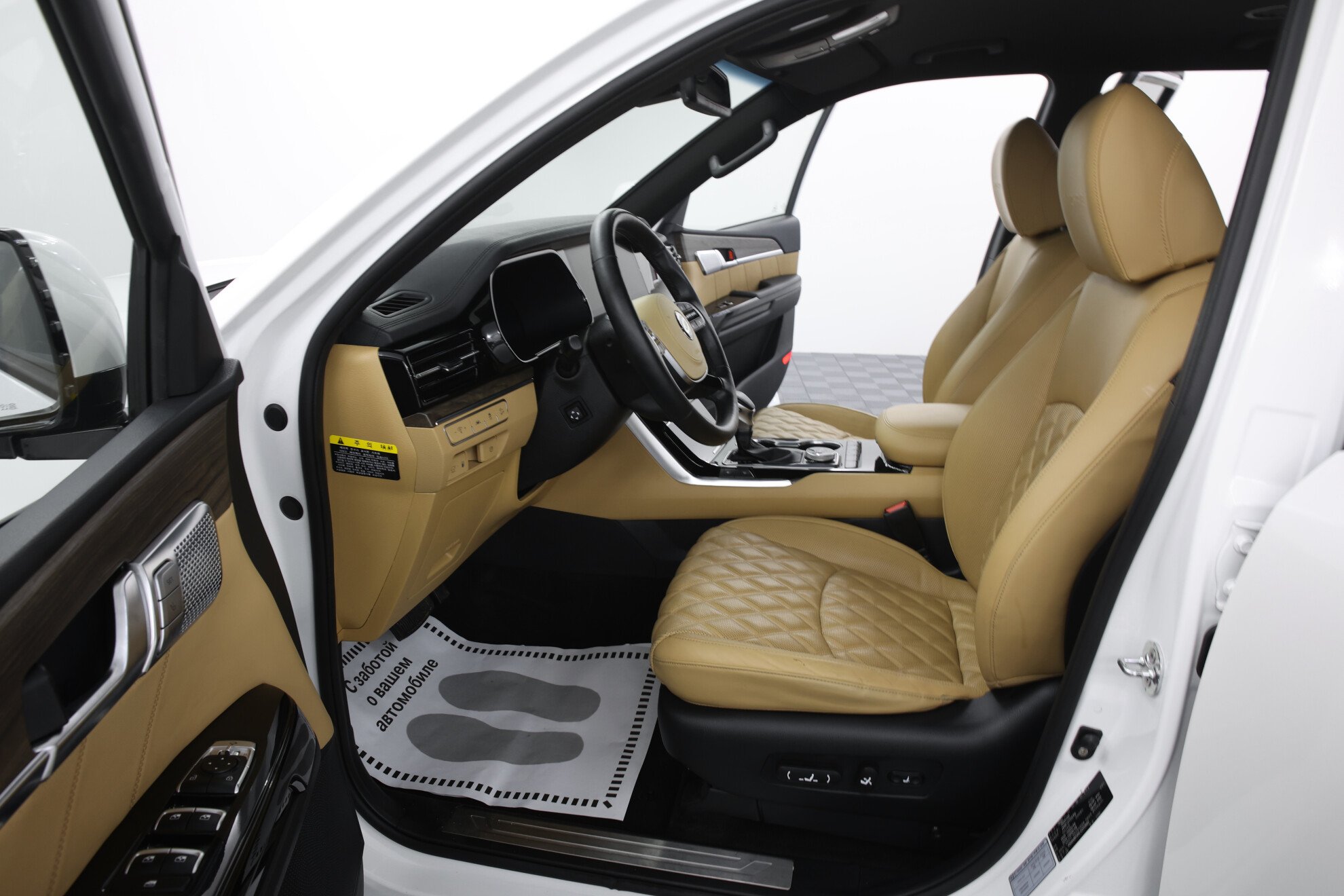 KIA Mohave миниатюра 6