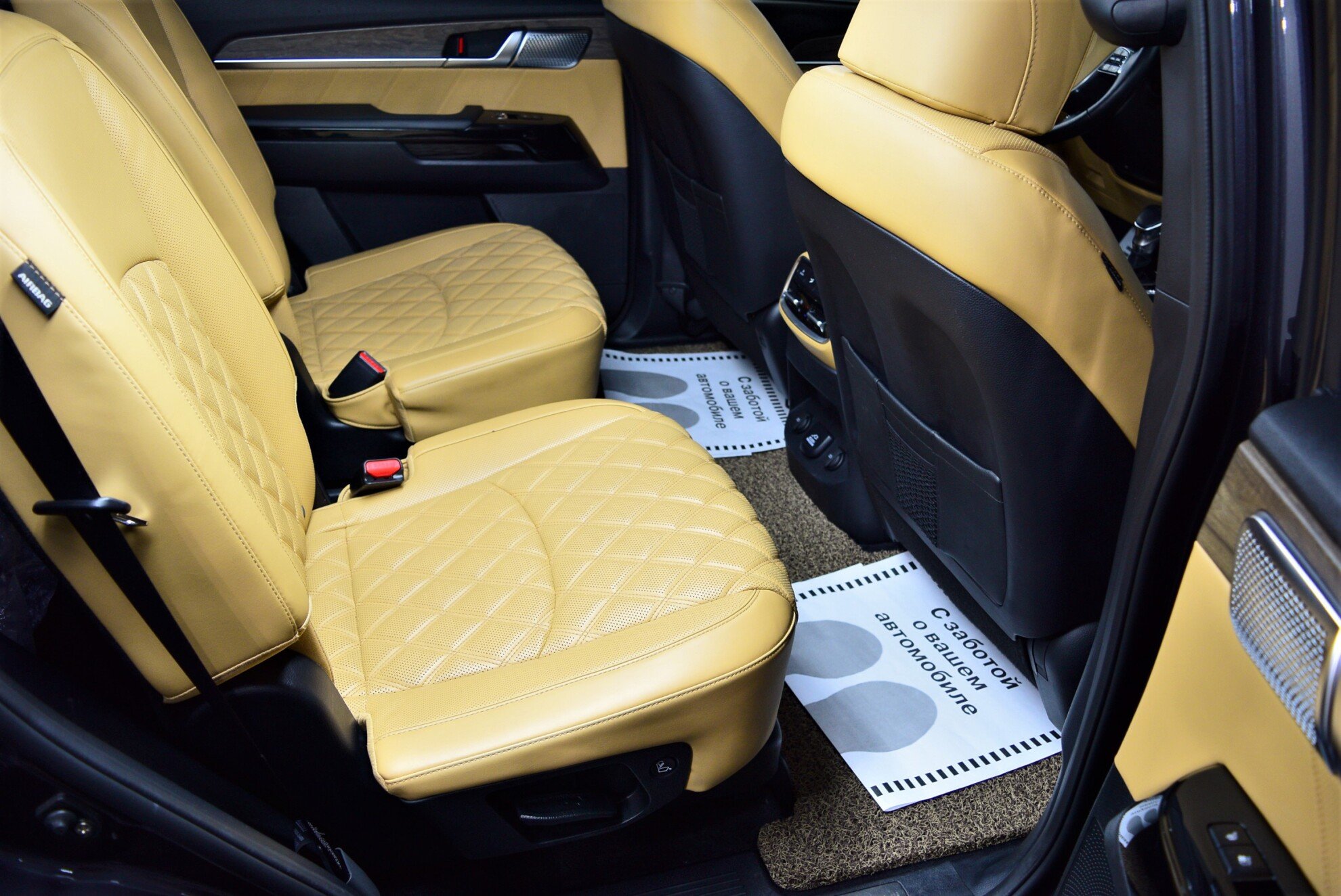 KIA Mohave миниатюра 10
