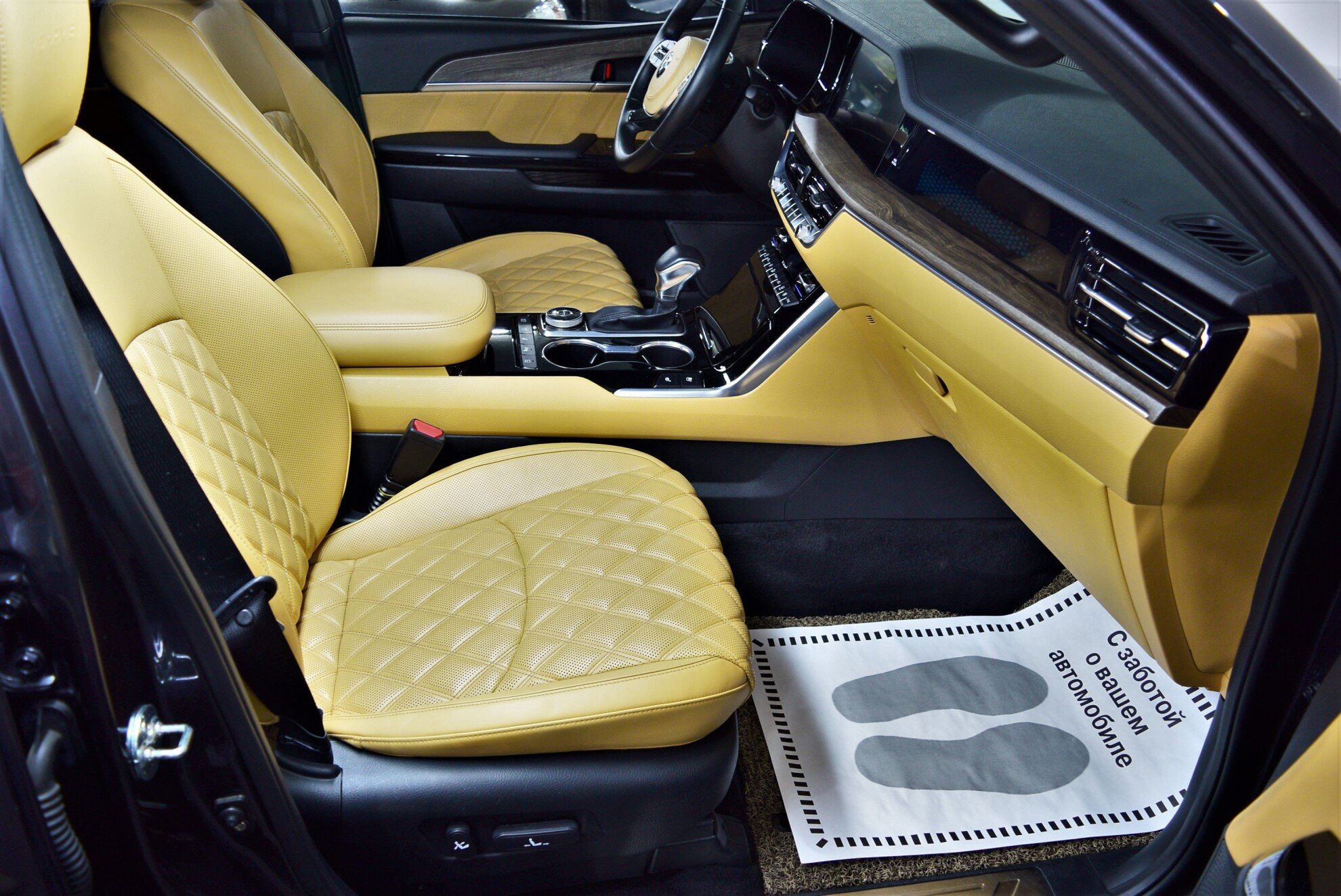 KIA Mohave миниатюра 8