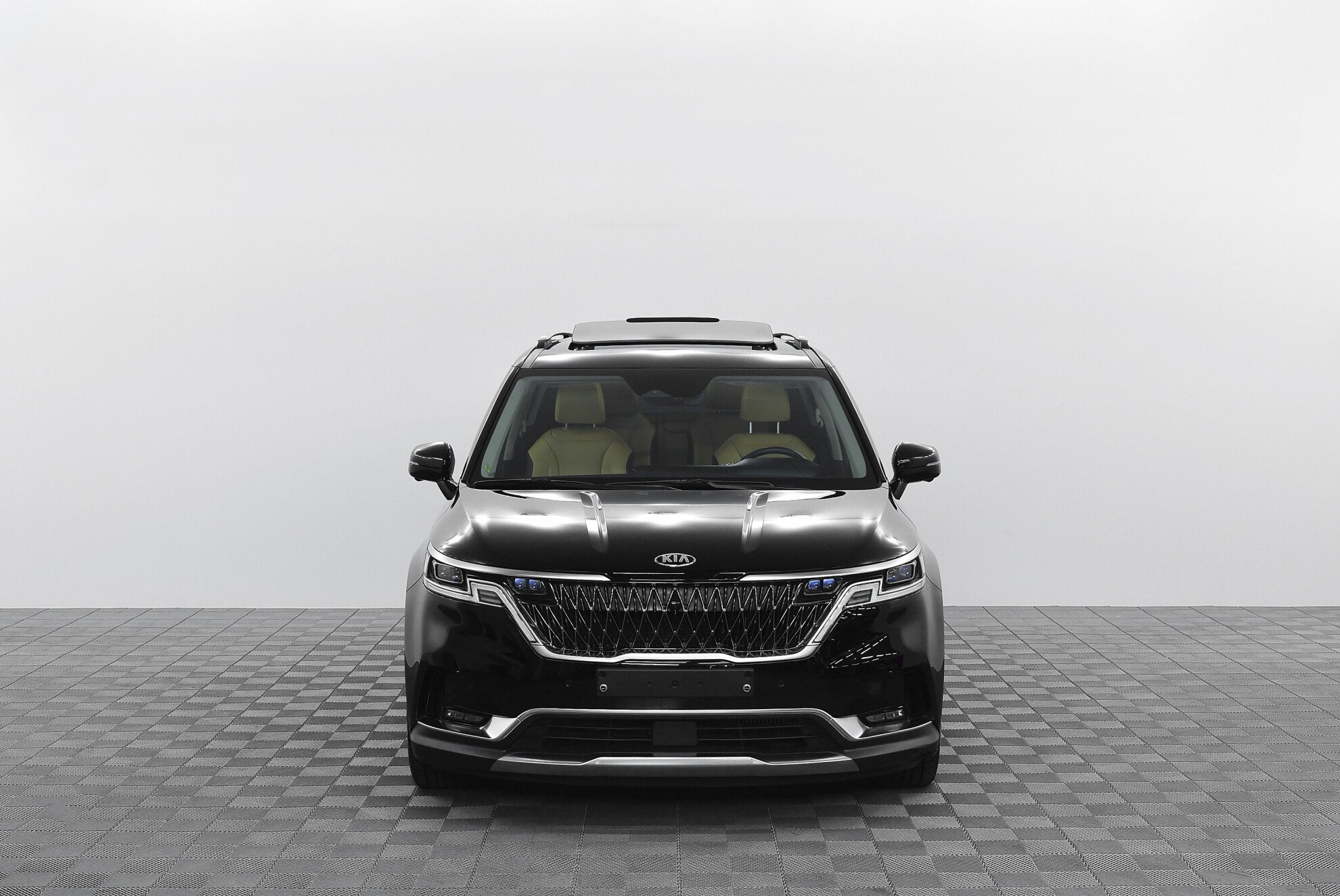 KIA Carnival миниатюра 2
