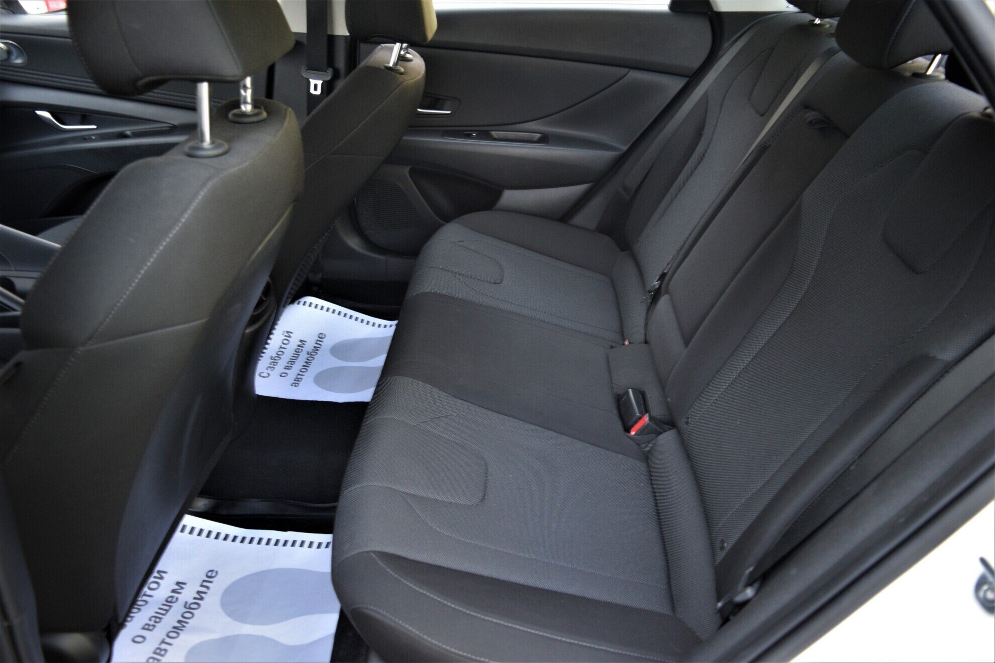 HYUNDAI Elantra миниатюра 9