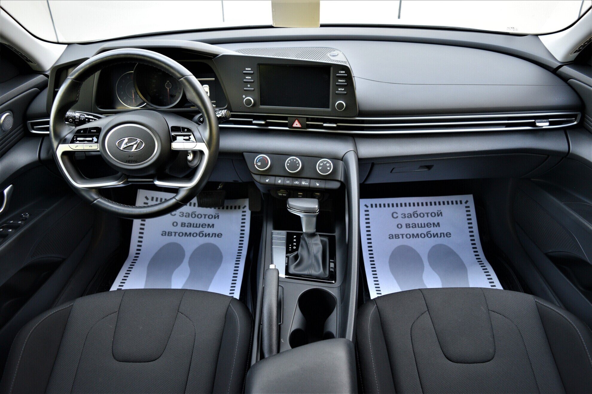 HYUNDAI Elantra миниатюра 7