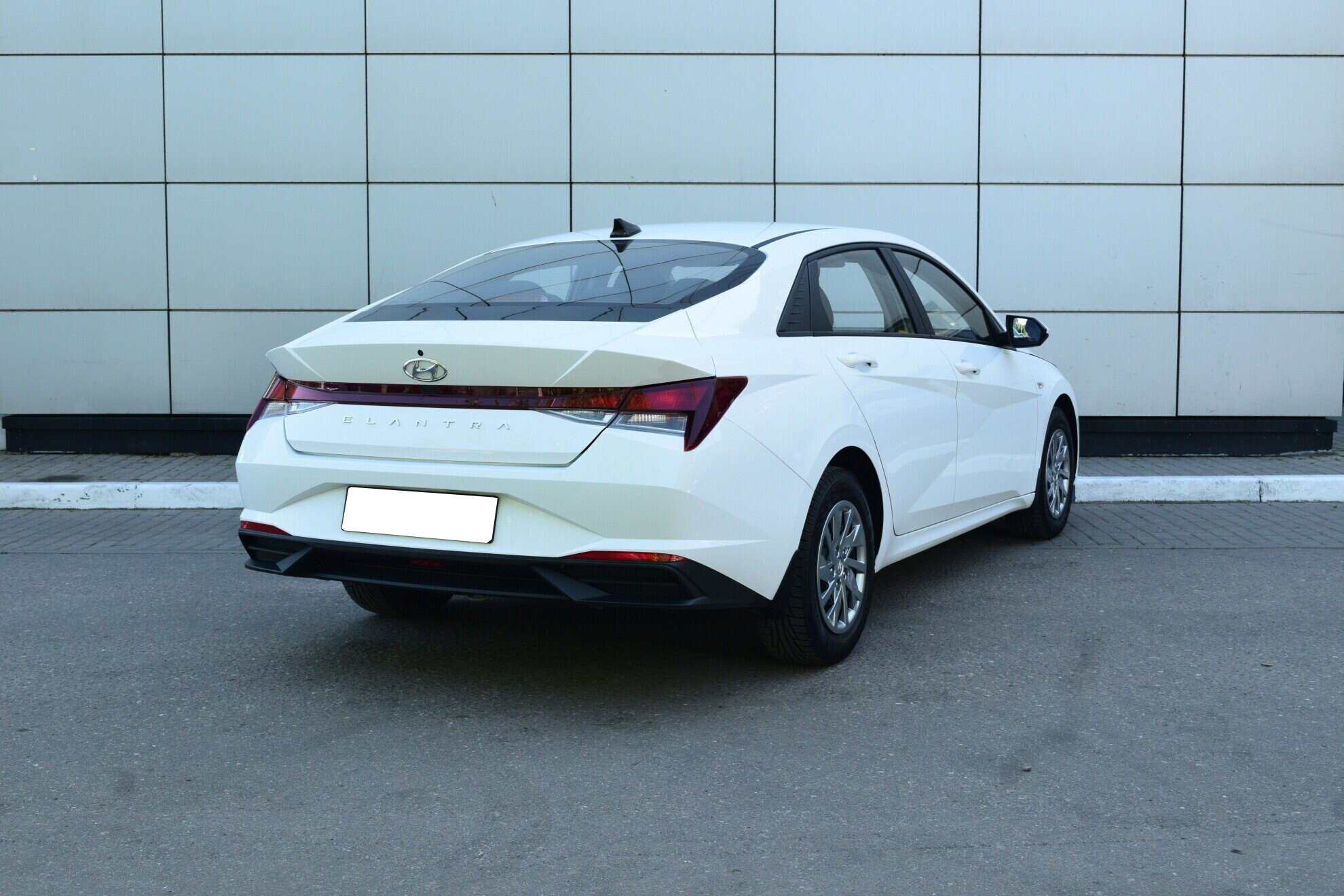 HYUNDAI Elantra миниатюра 4