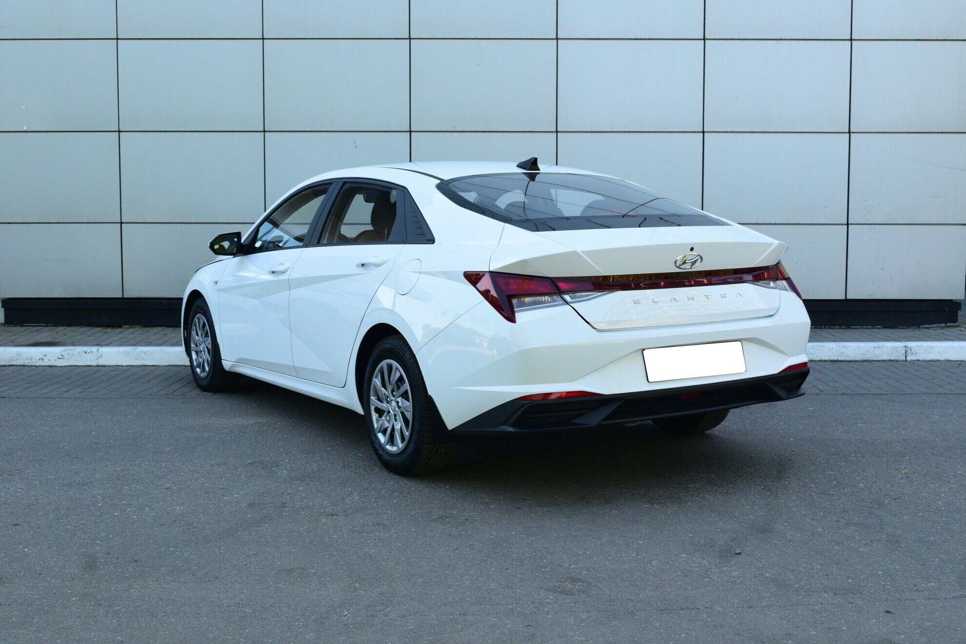 HYUNDAI Elantra миниатюра 6