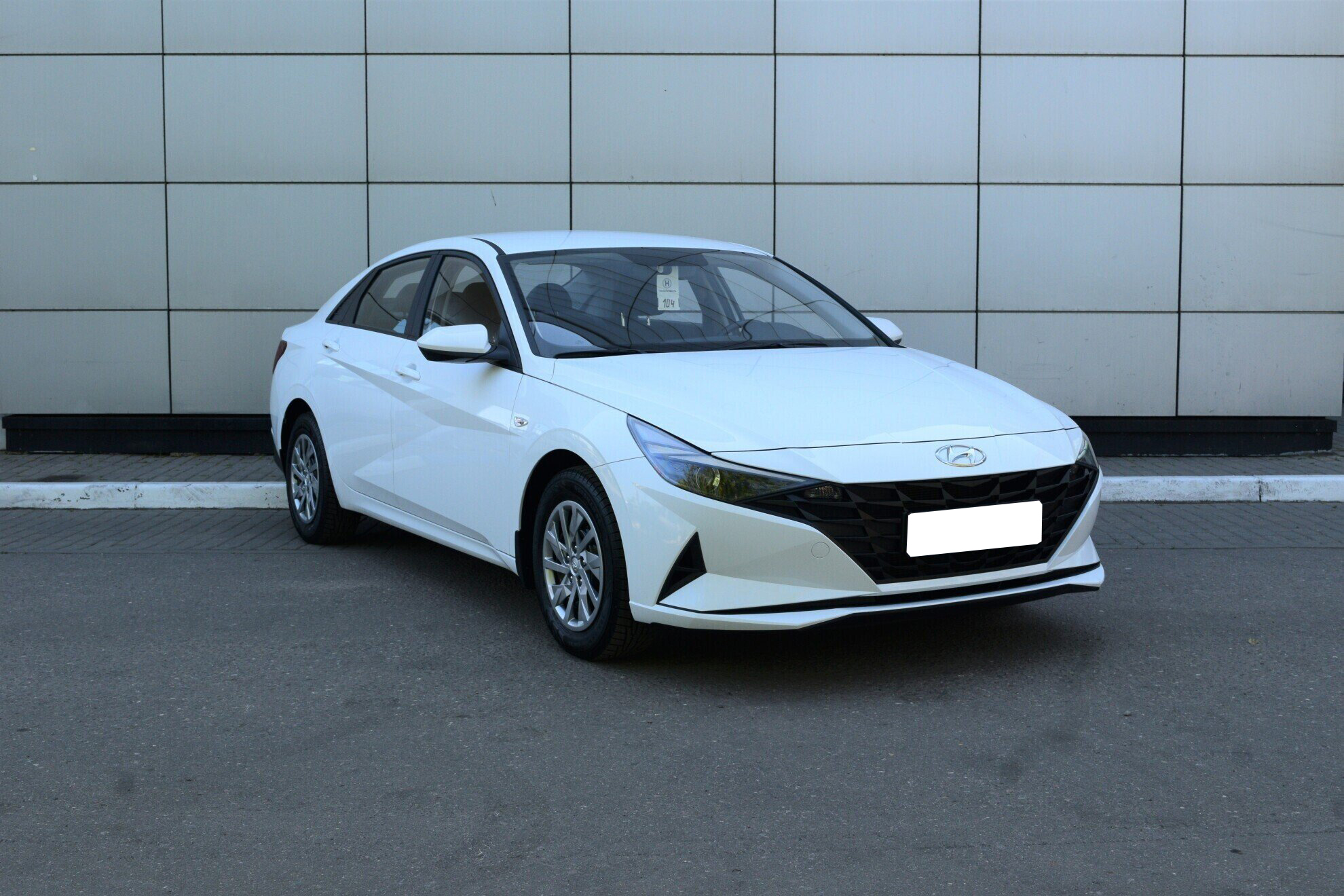 HYUNDAI Elantra миниатюра 3