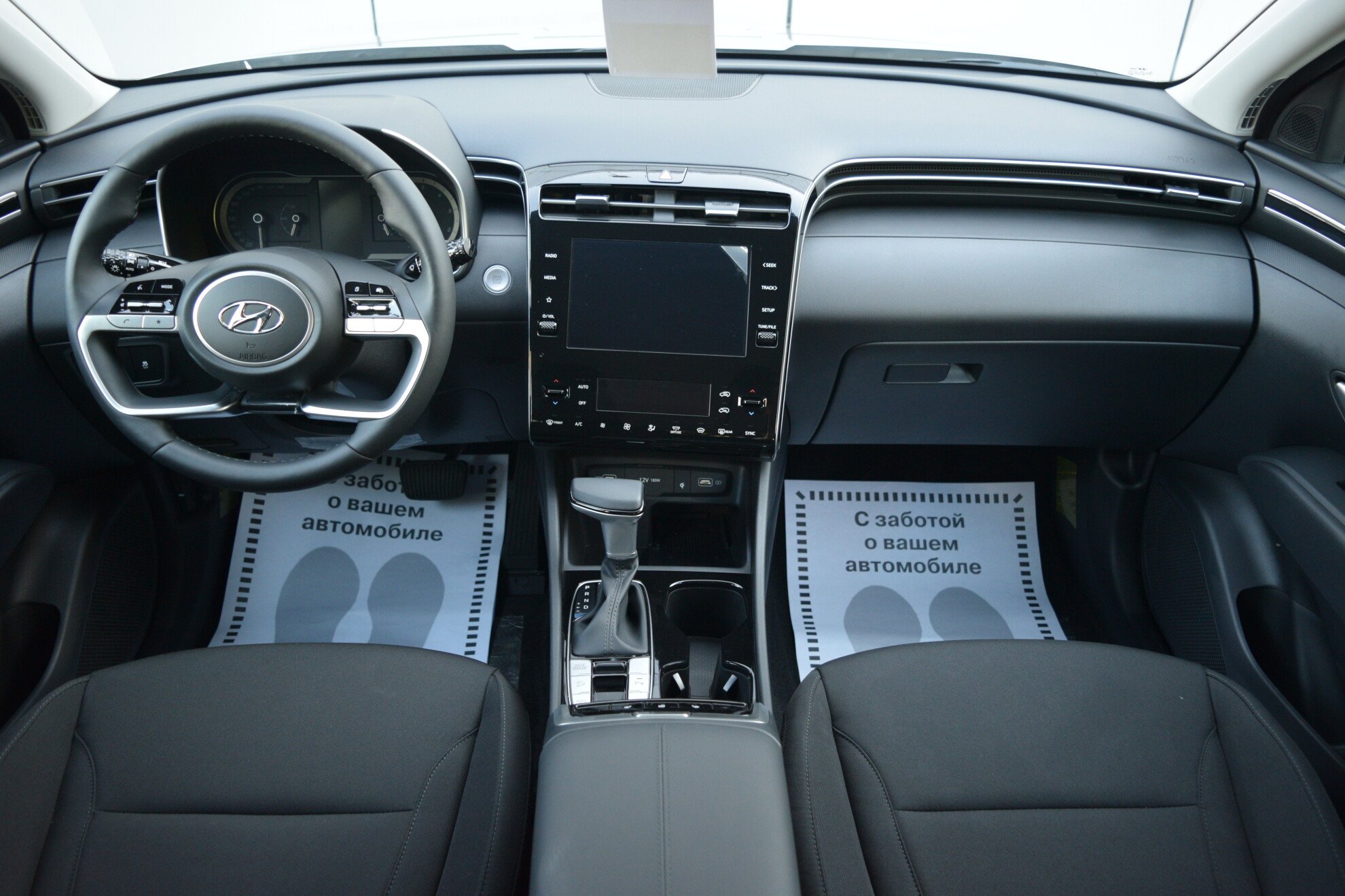 HYUNDAI Tucson миниатюра 8