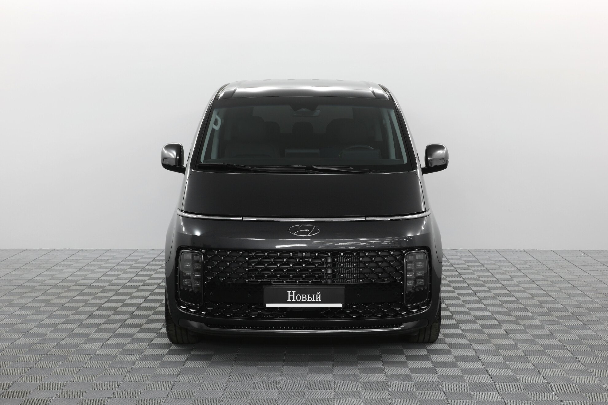 HYUNDAI Staria миниатюра 2