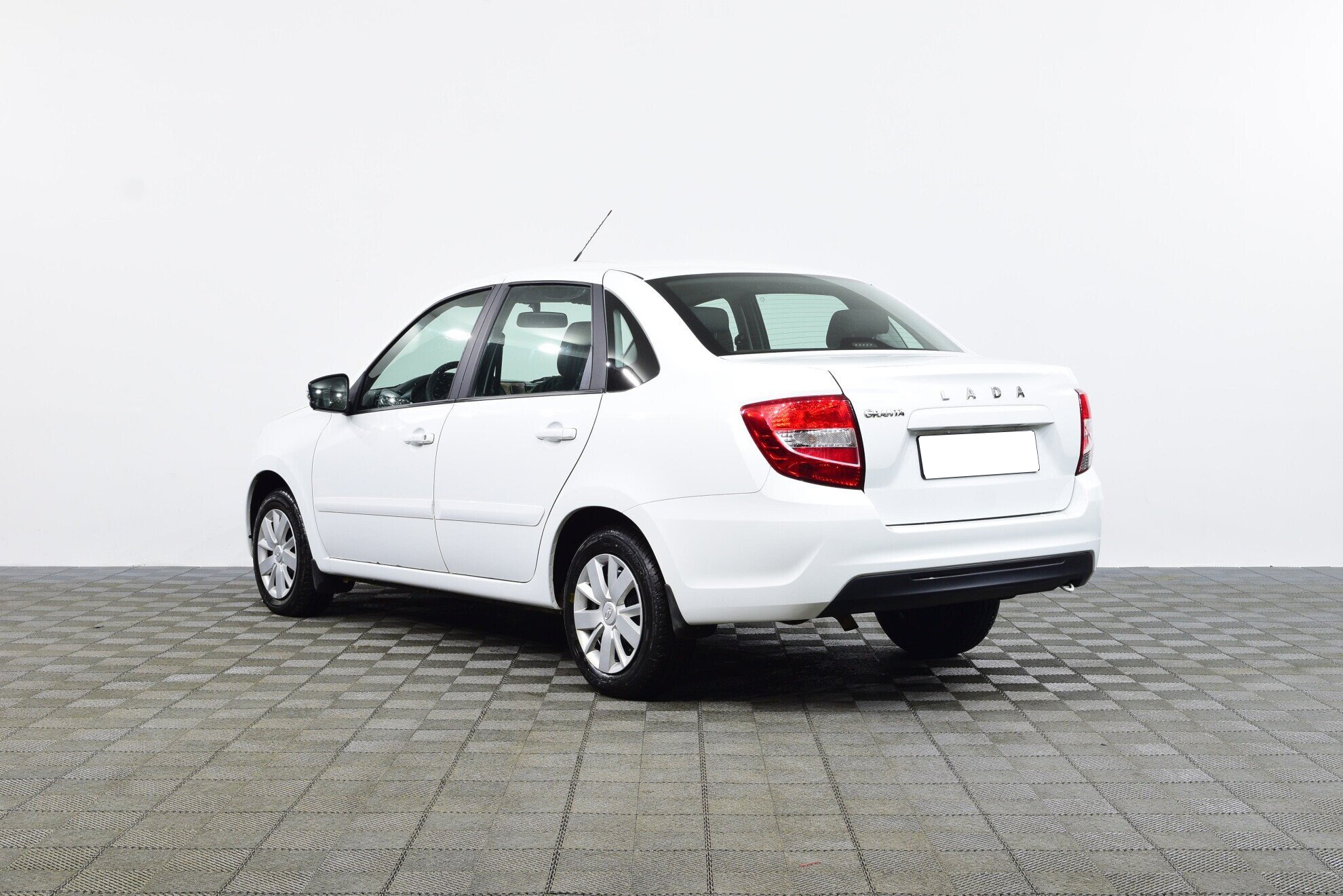 LADA Granta Седан New миниатюра 6