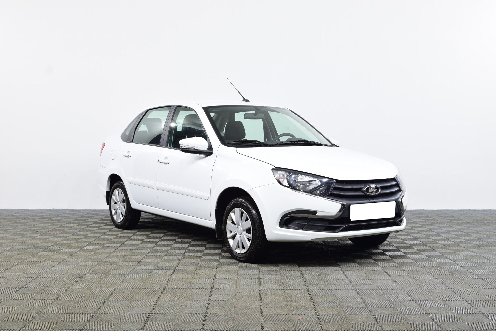 LADA Granta Седан New миниатюра 3