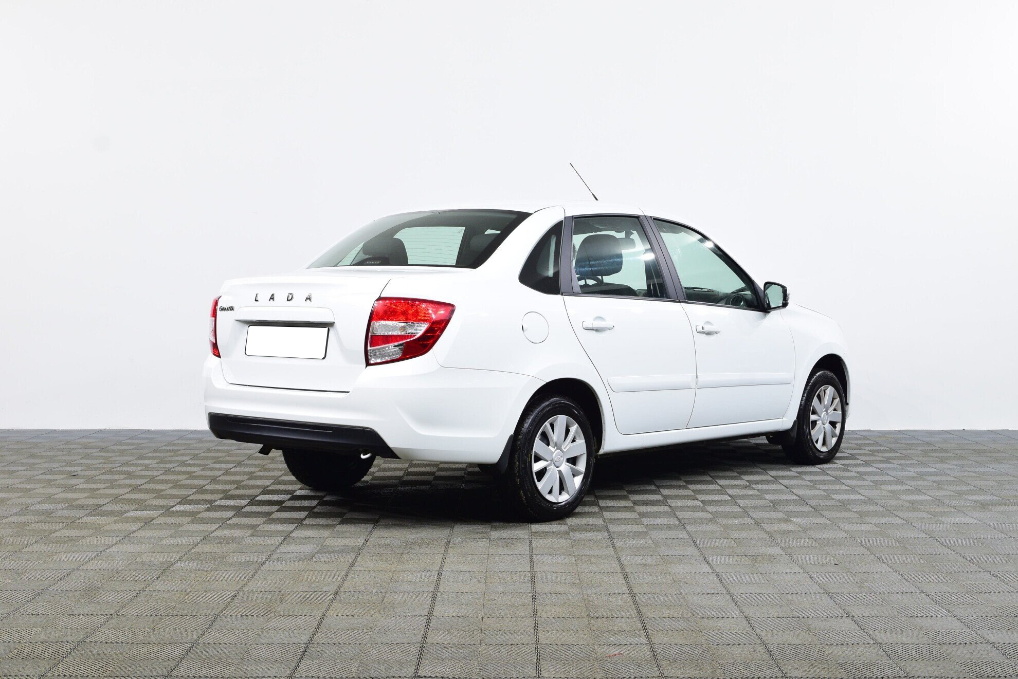 LADA Granta Седан New миниатюра 4