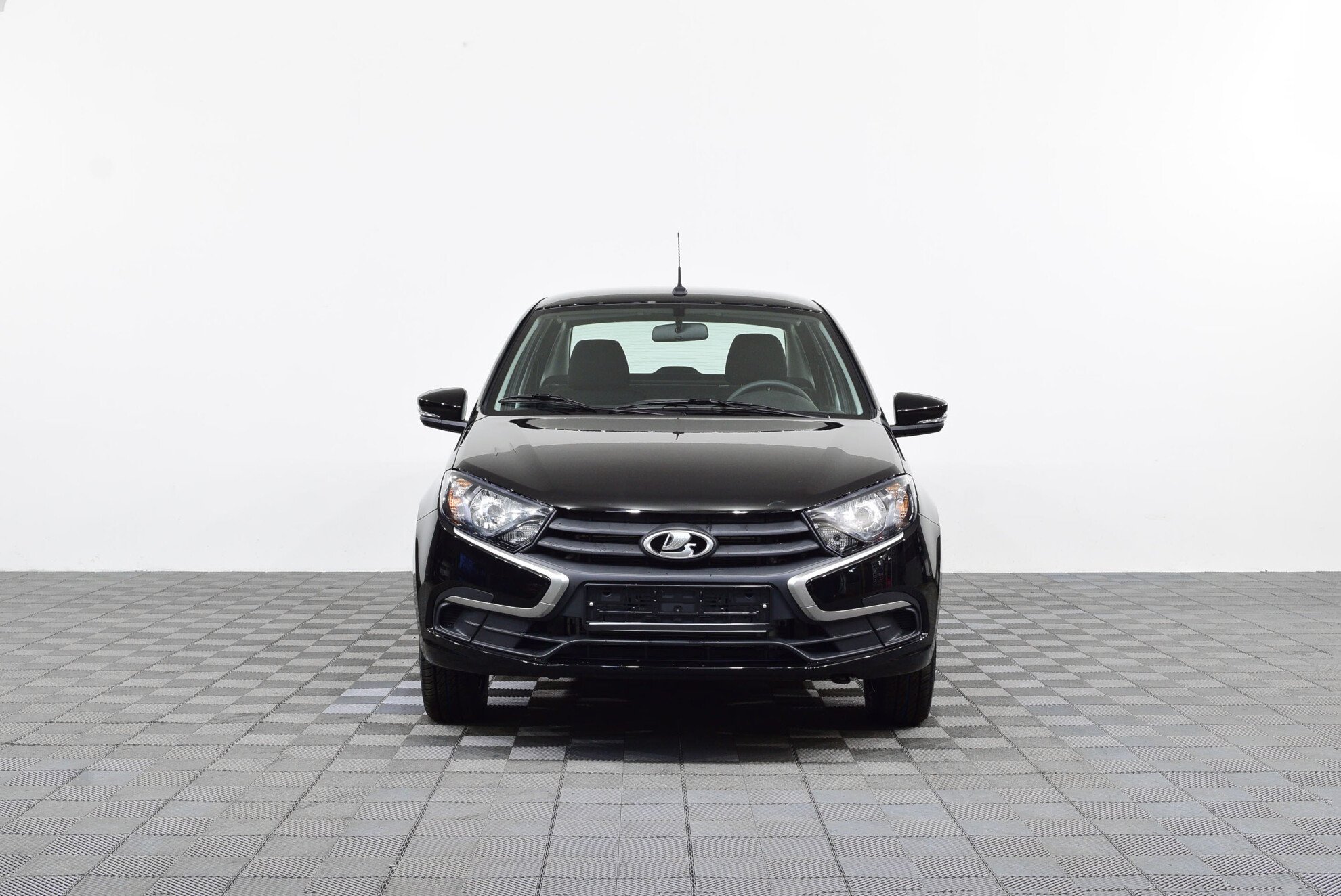 LADA Granta Седан New миниатюра 2