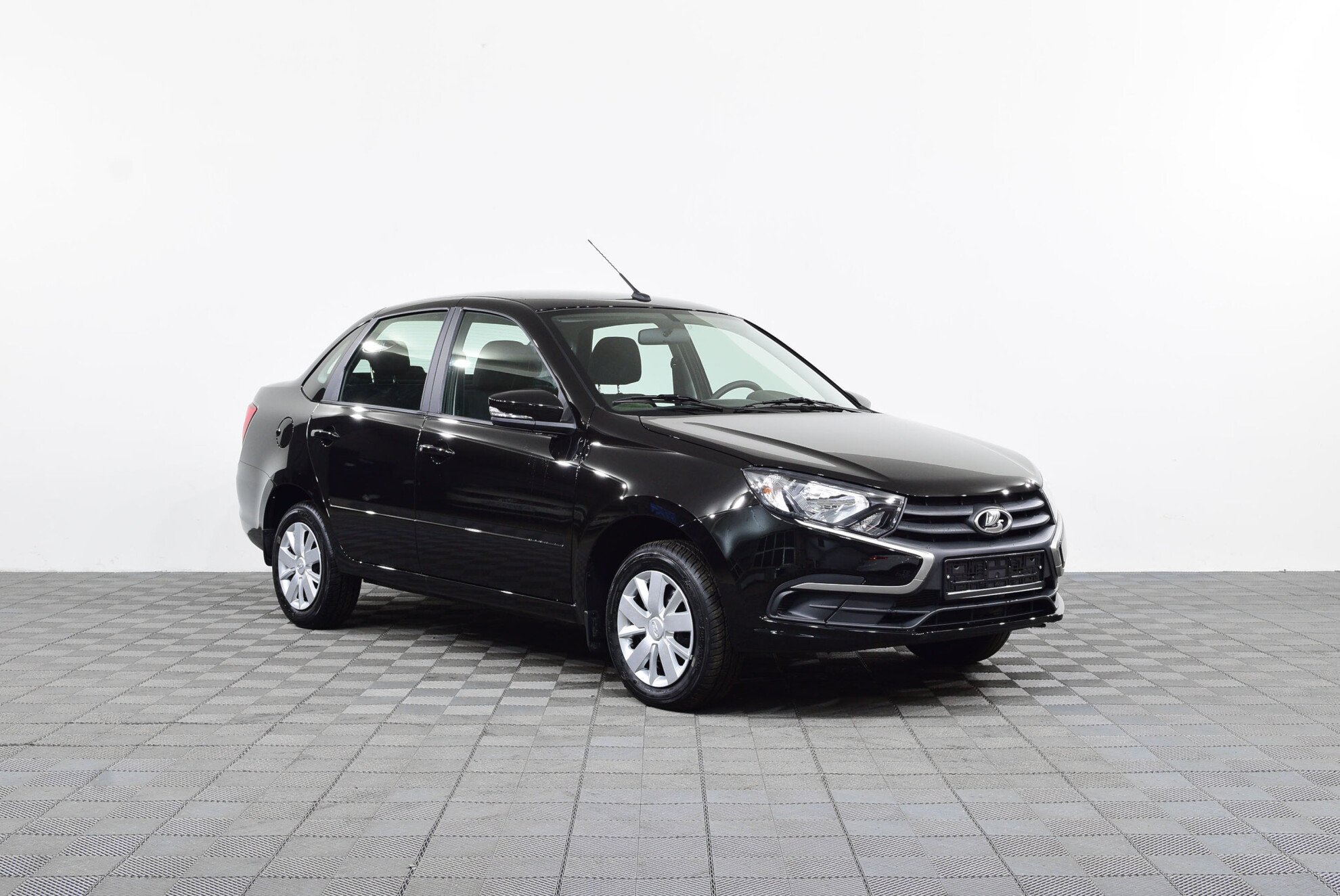 LADA Granta Седан New миниатюра 3