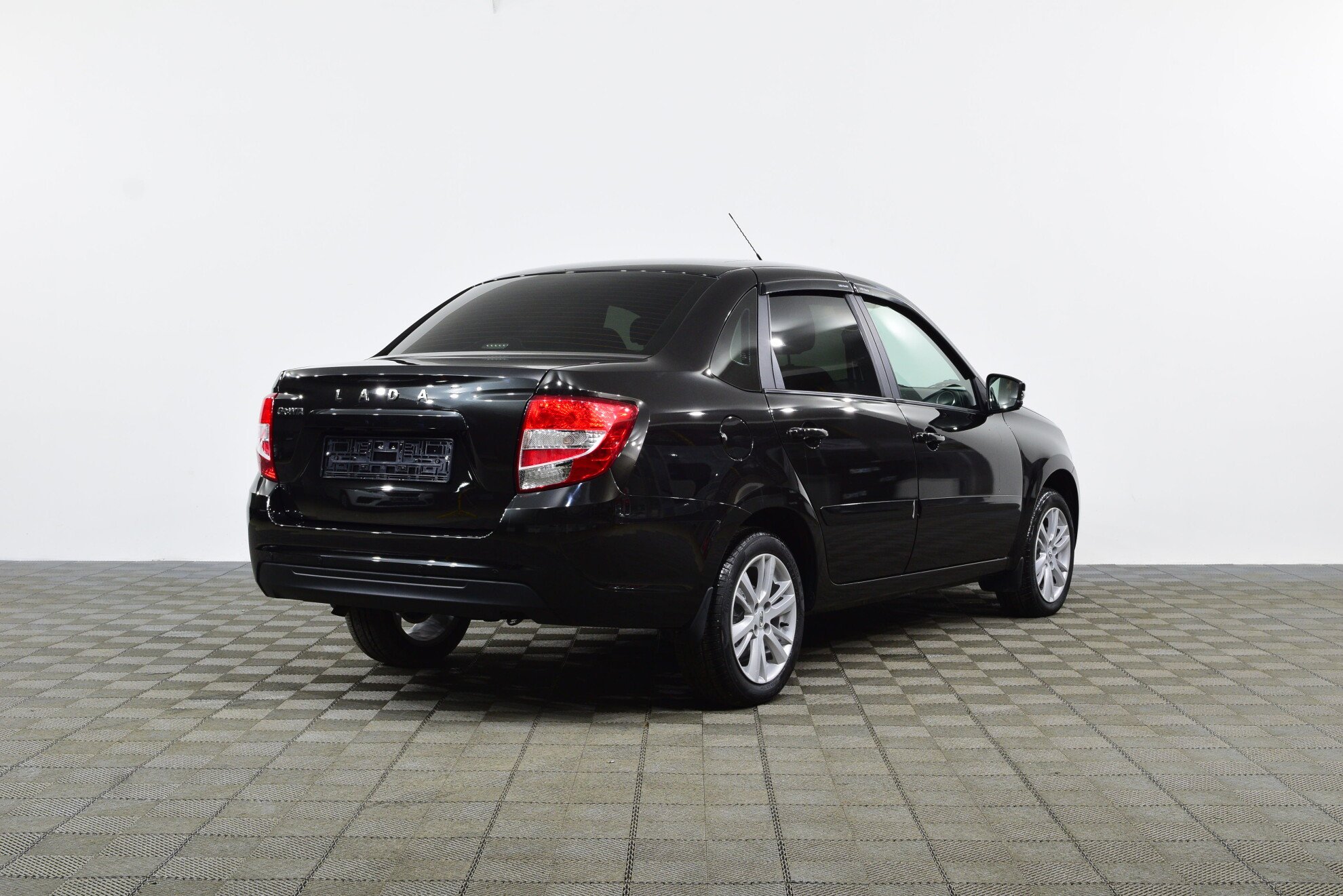 LADA Granta Седан New миниатюра 4