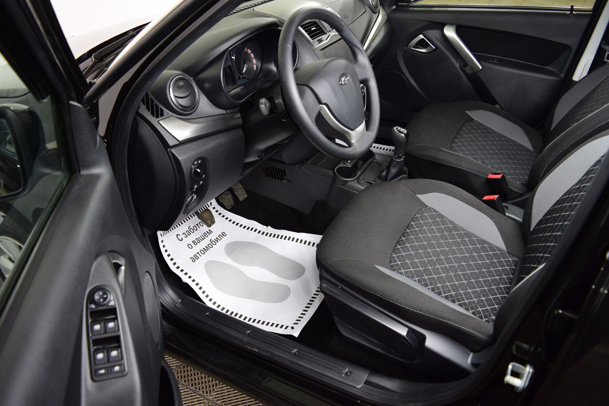 LADA Granta Седан New миниатюра 7