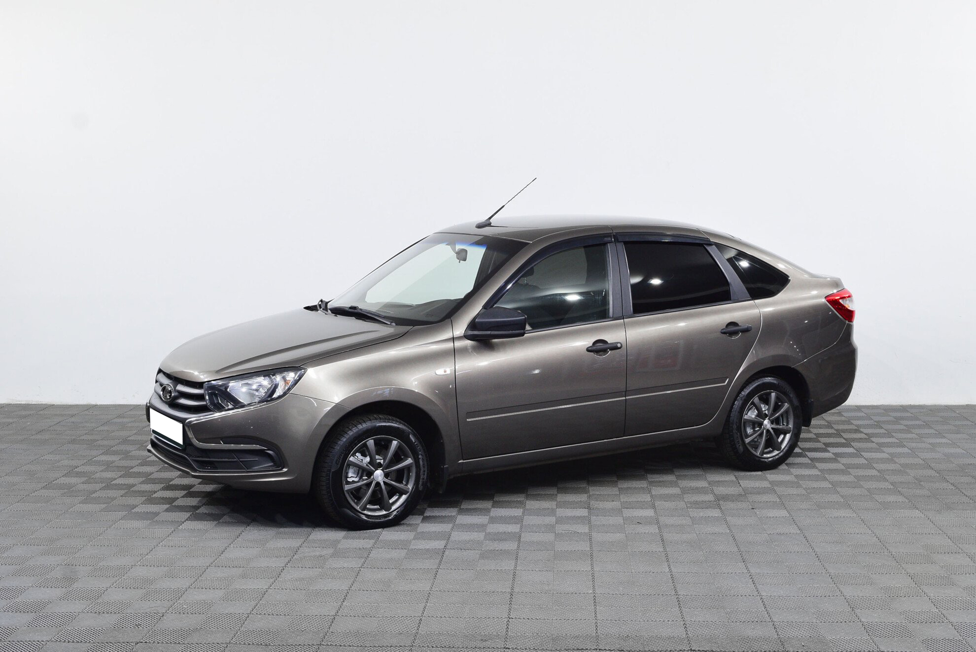 Превью LADA Granta Лифтбек