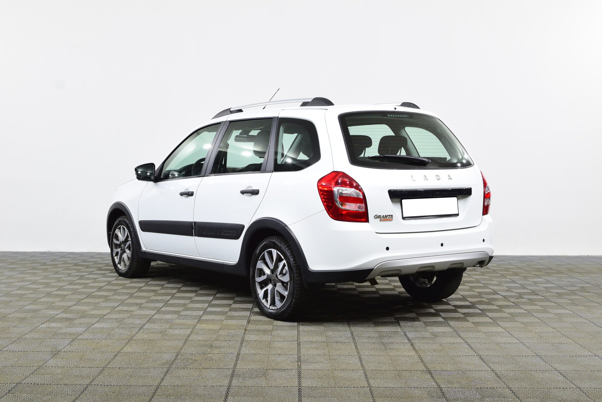 LADA Granta Cross миниатюра 6