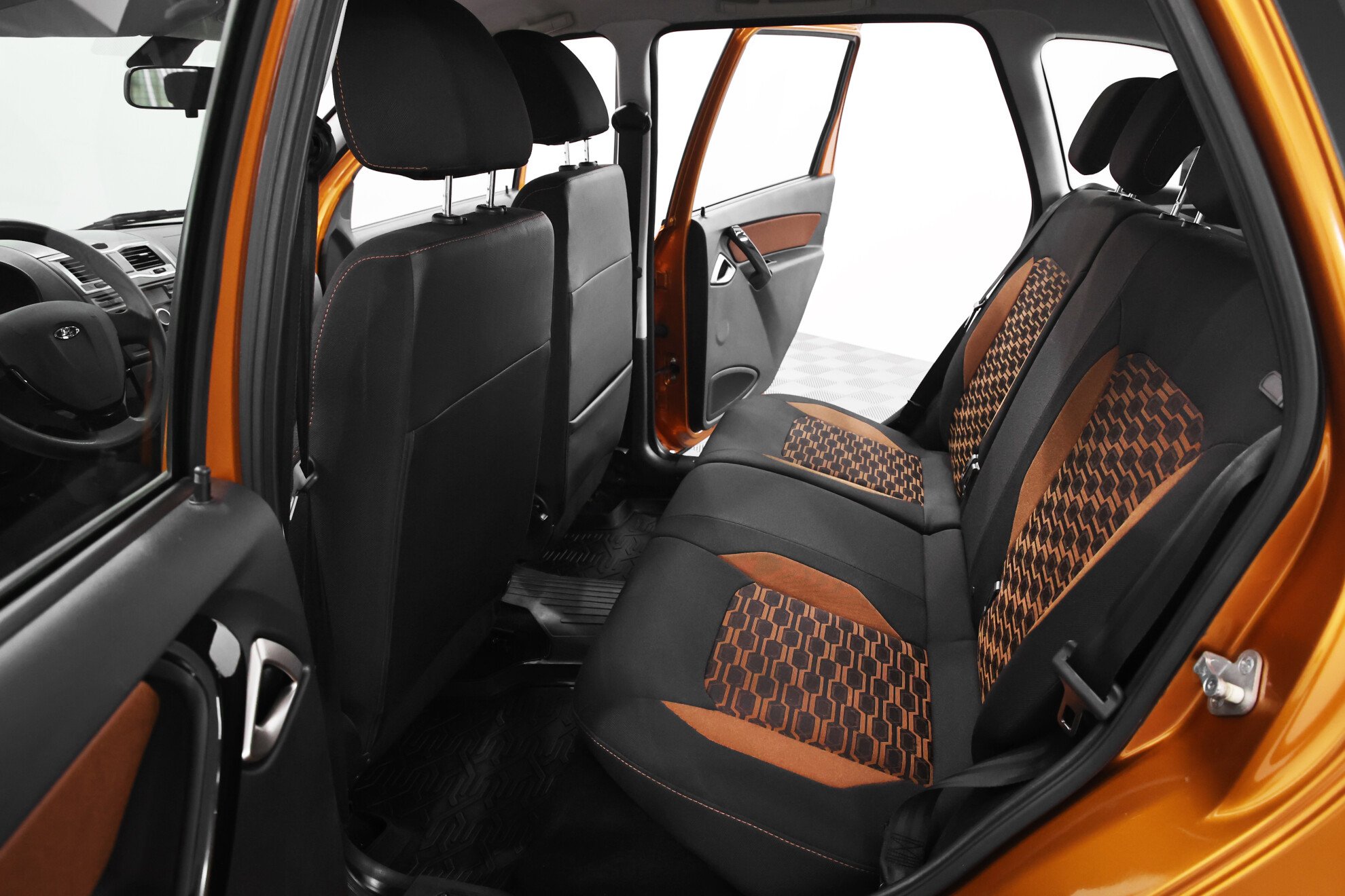 LADA Granta Cross миниатюра 9