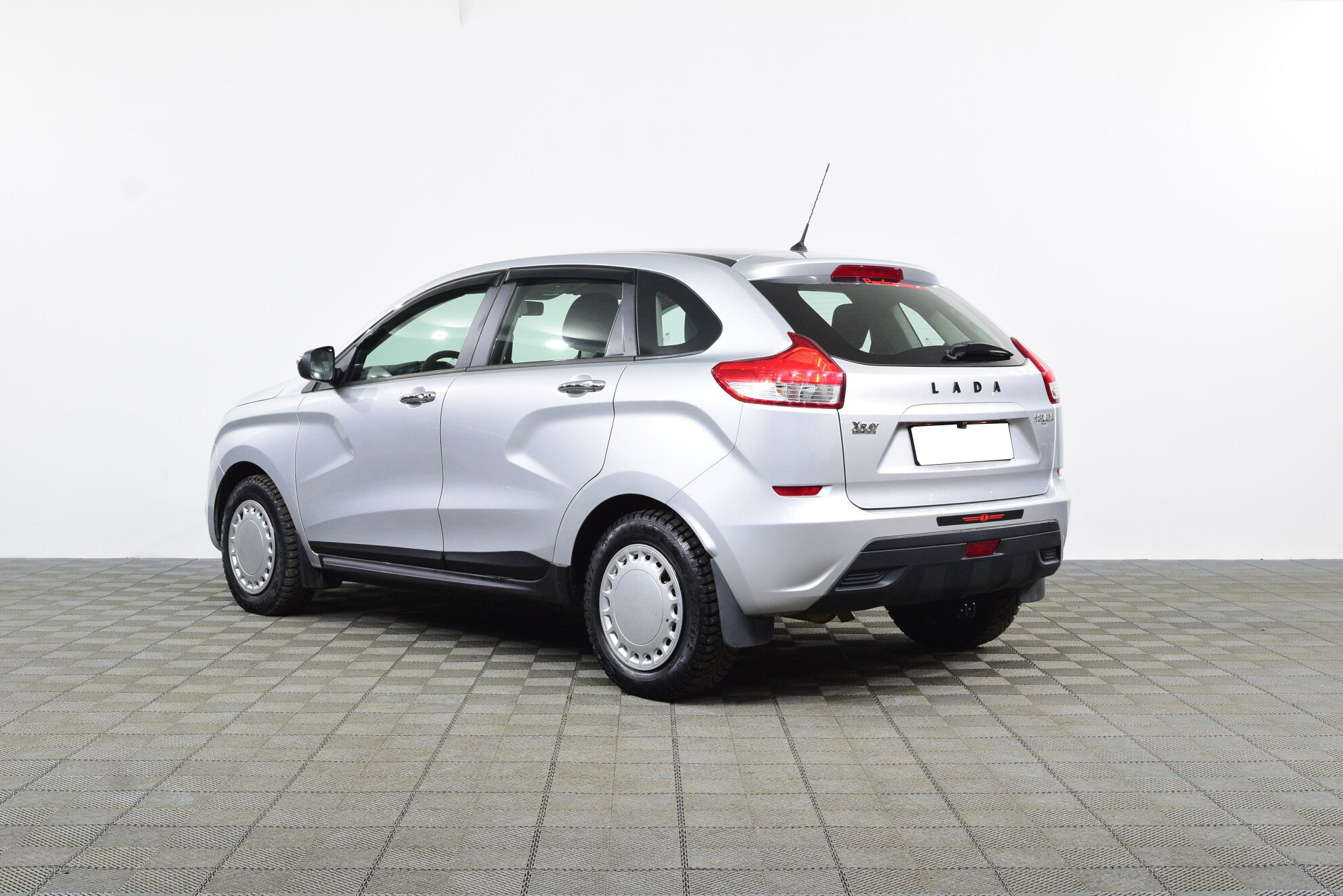 LADA XRay миниатюра 5