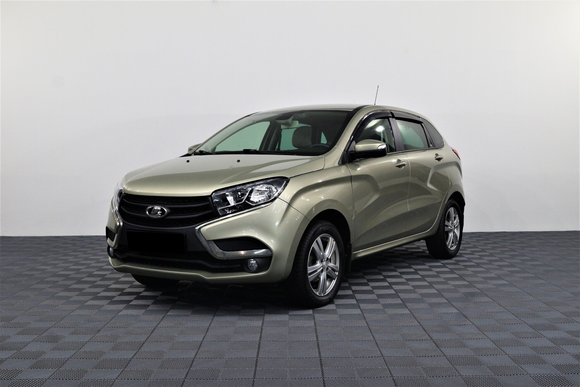 Превью LADA XRay