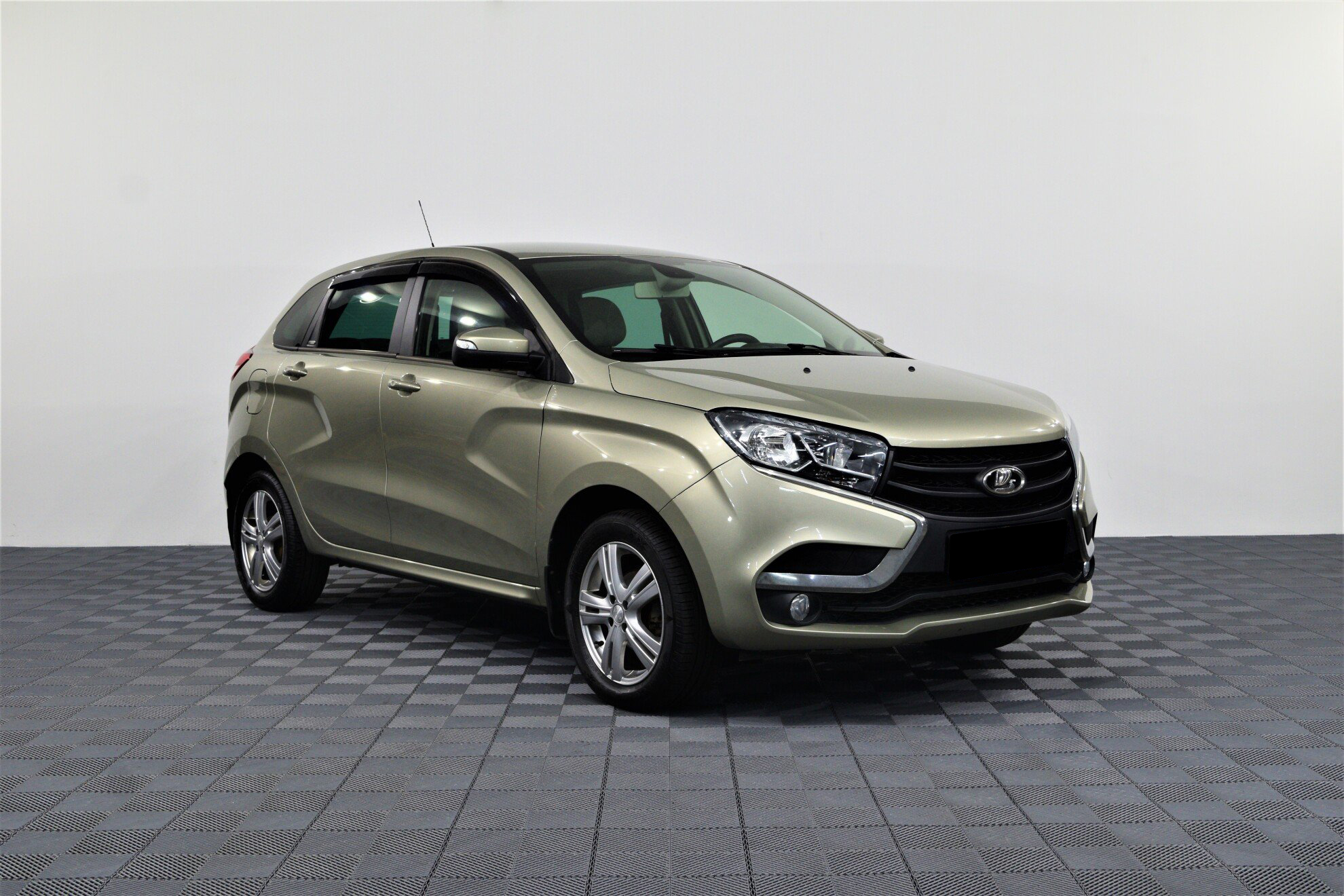 LADA XRay миниатюра 3