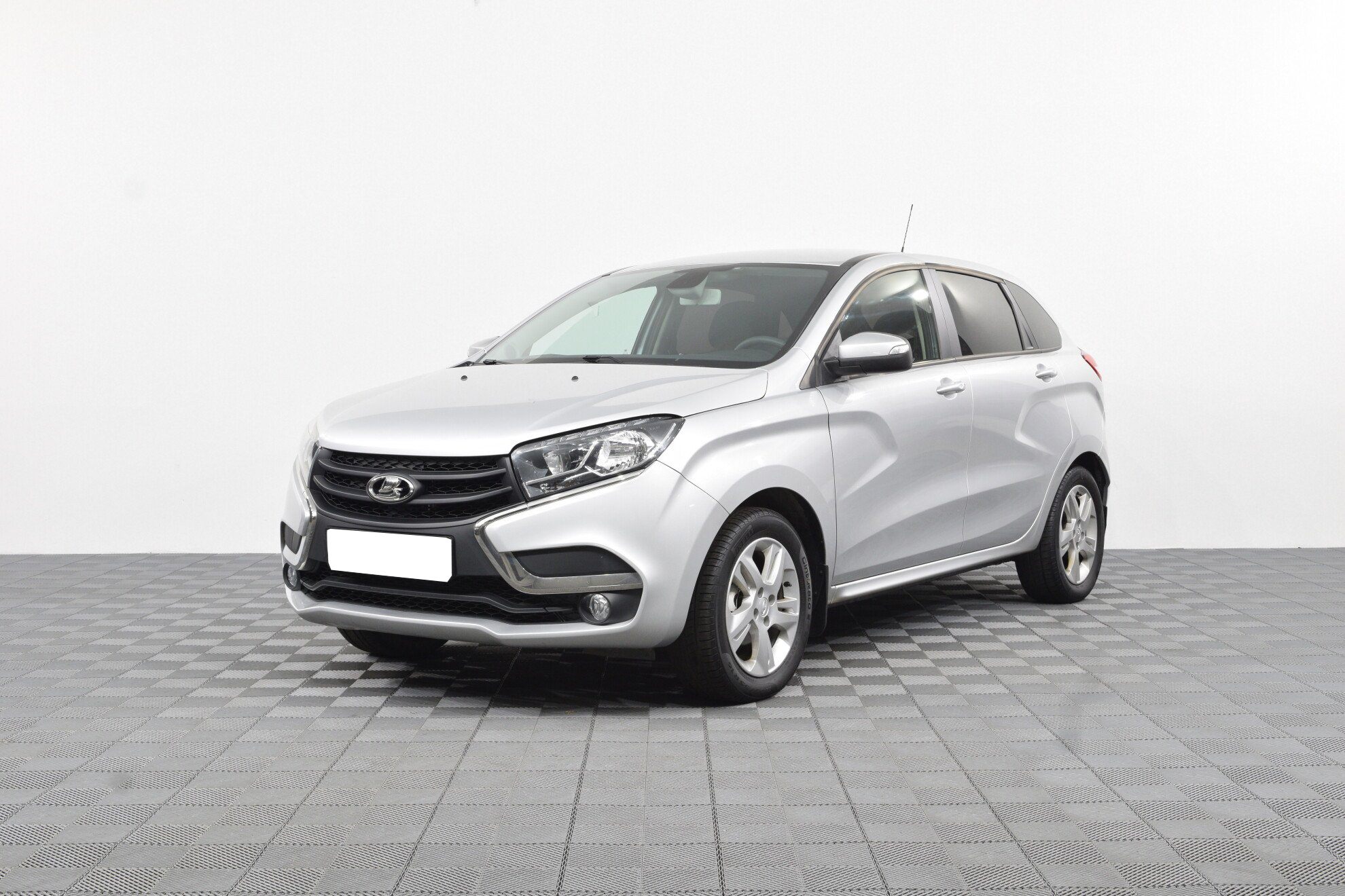 Превью LADA XRay