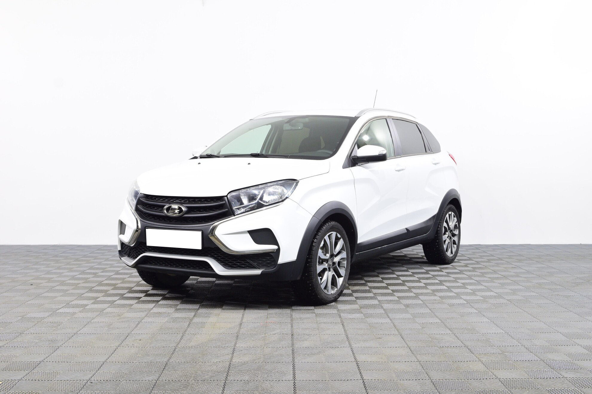 Превью LADA XRay Cross