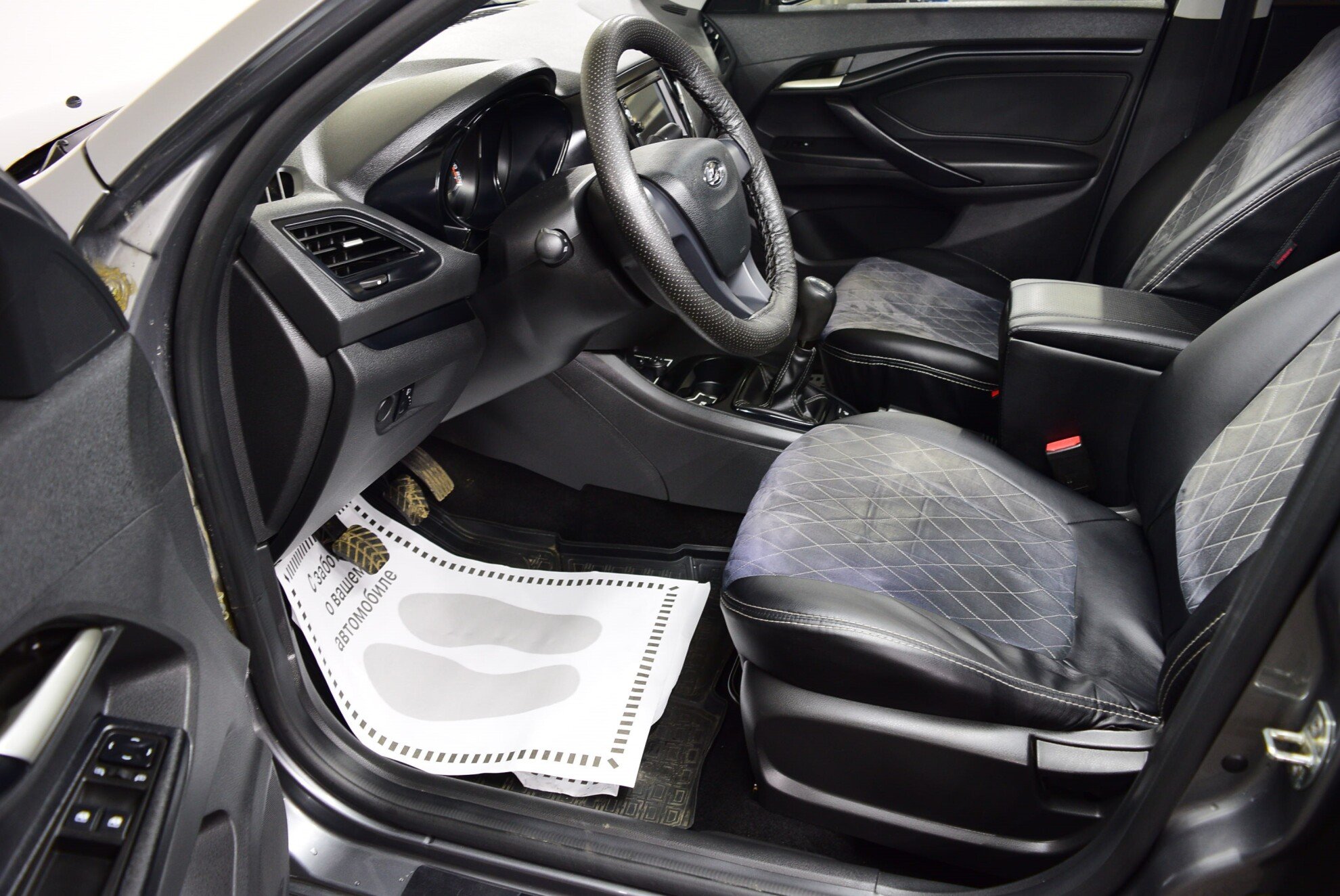 LADA Vesta миниатюра 7