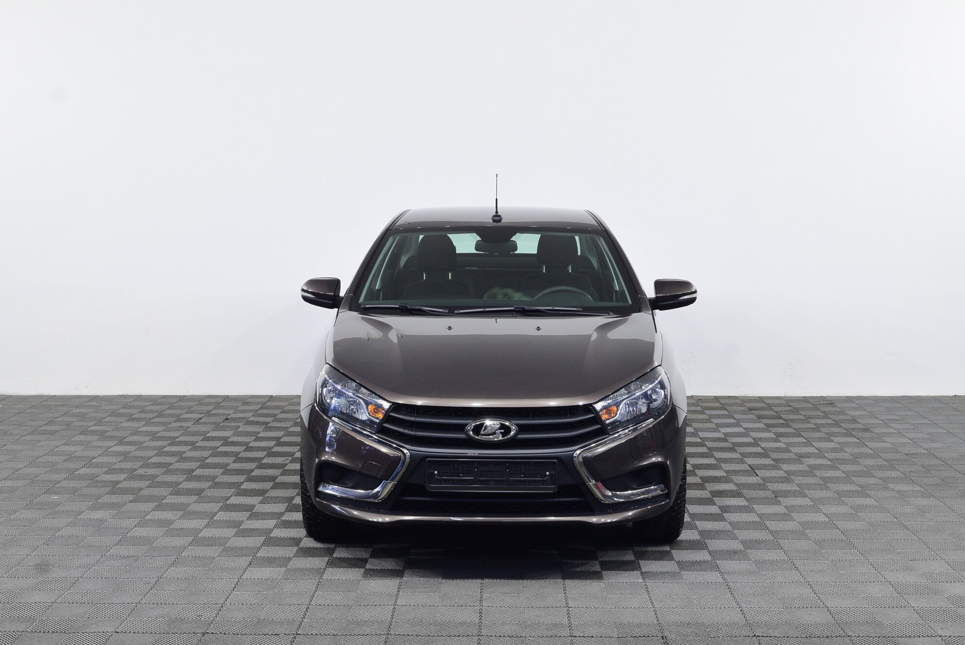 LADA Vesta миниатюра 2