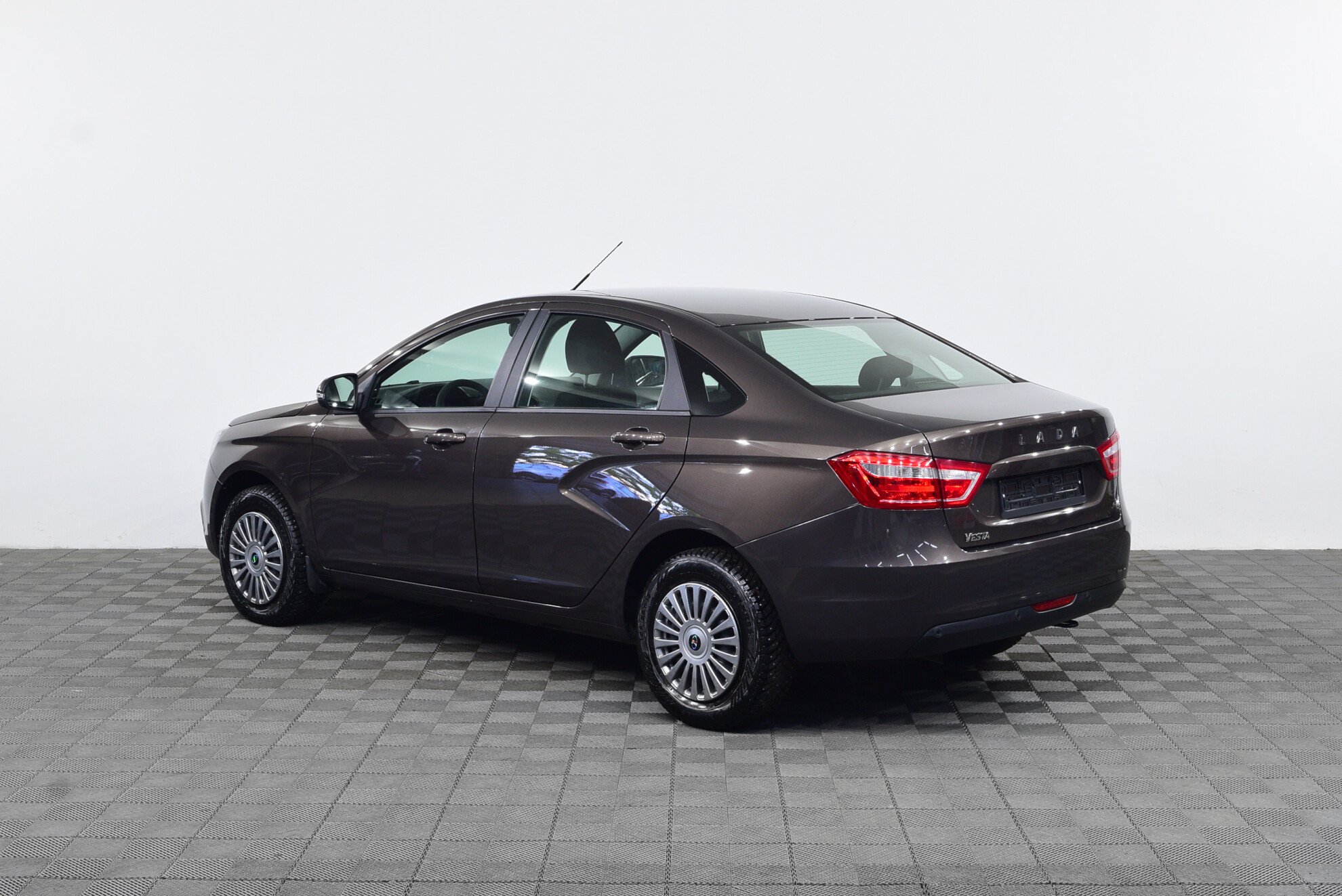 LADA Vesta миниатюра 5