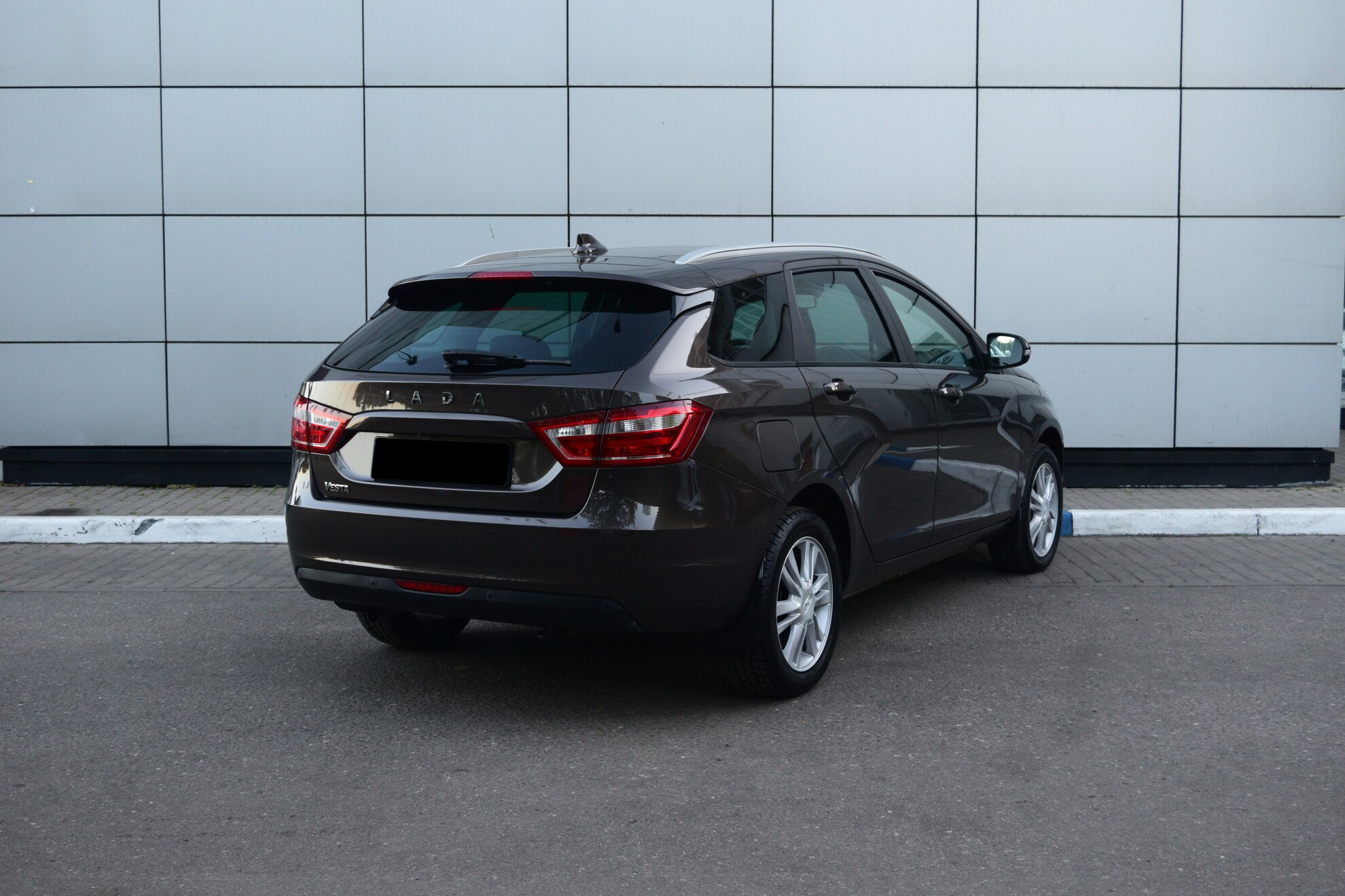 LADA Vesta SW миниатюра 4