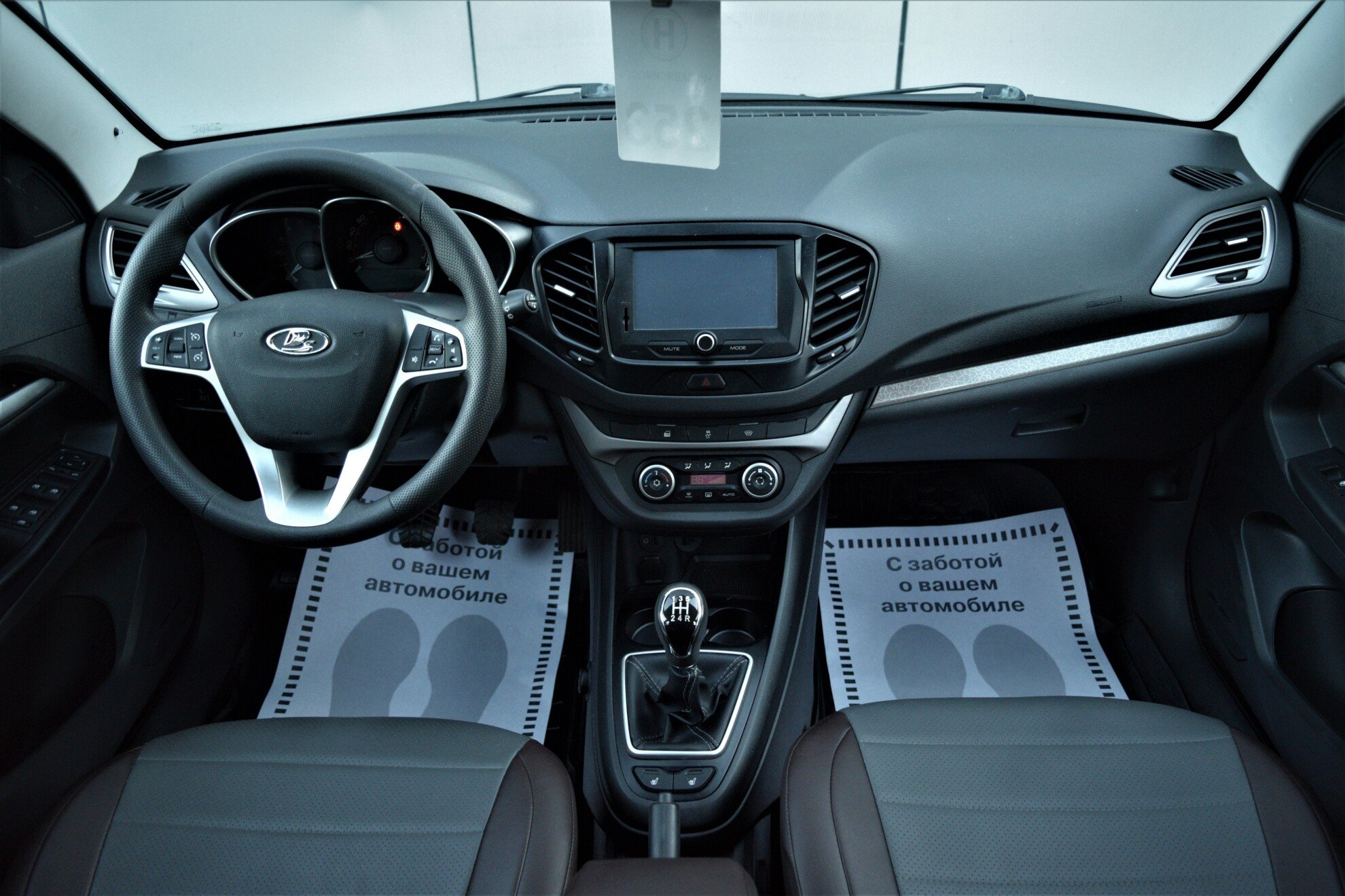 LADA Vesta SW миниатюра 8