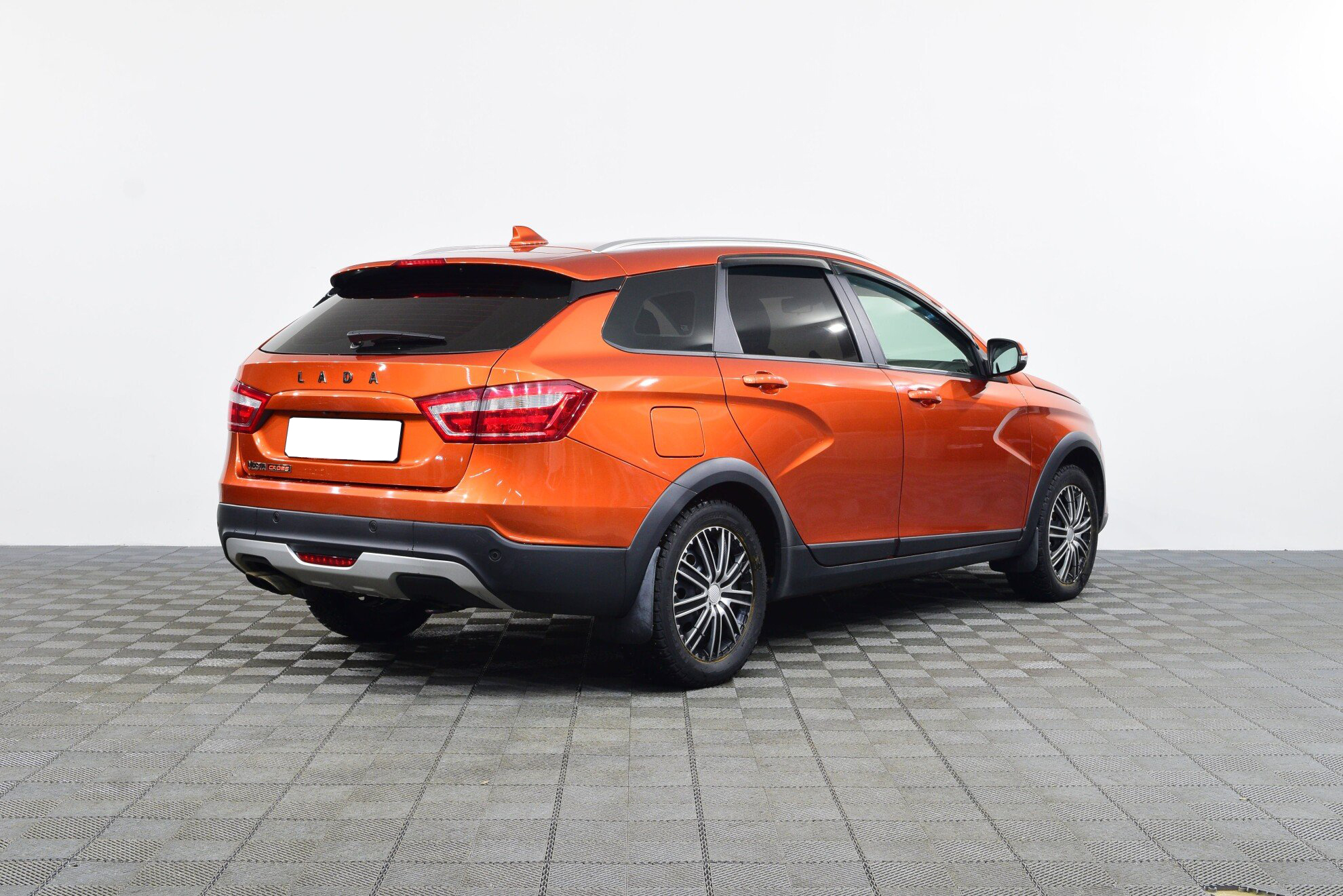 LADA Vesta SW Cross миниатюра 4