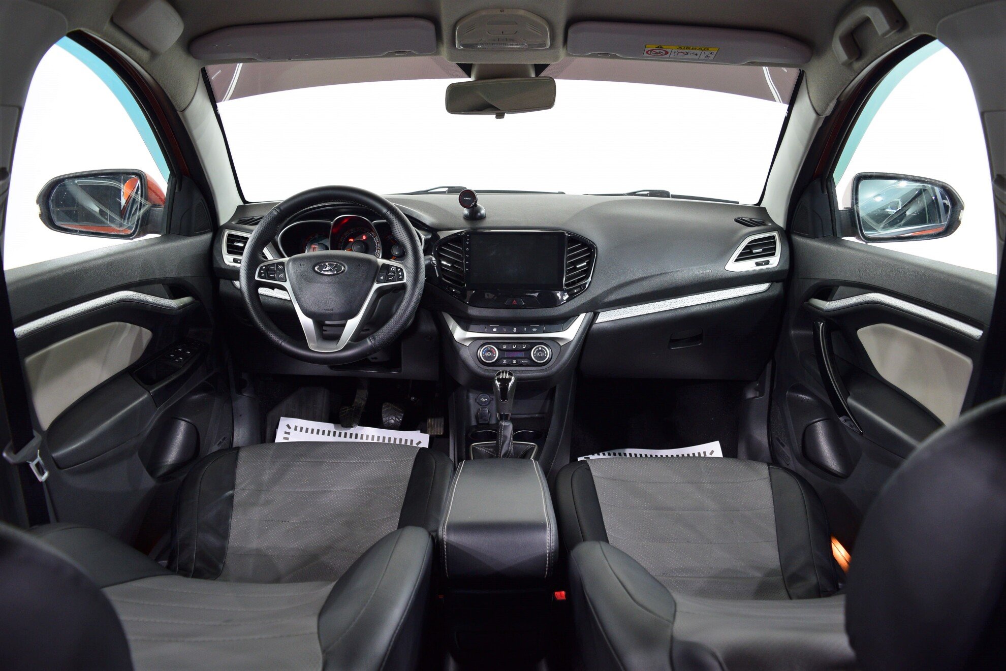 LADA Vesta SW Cross миниатюра 8