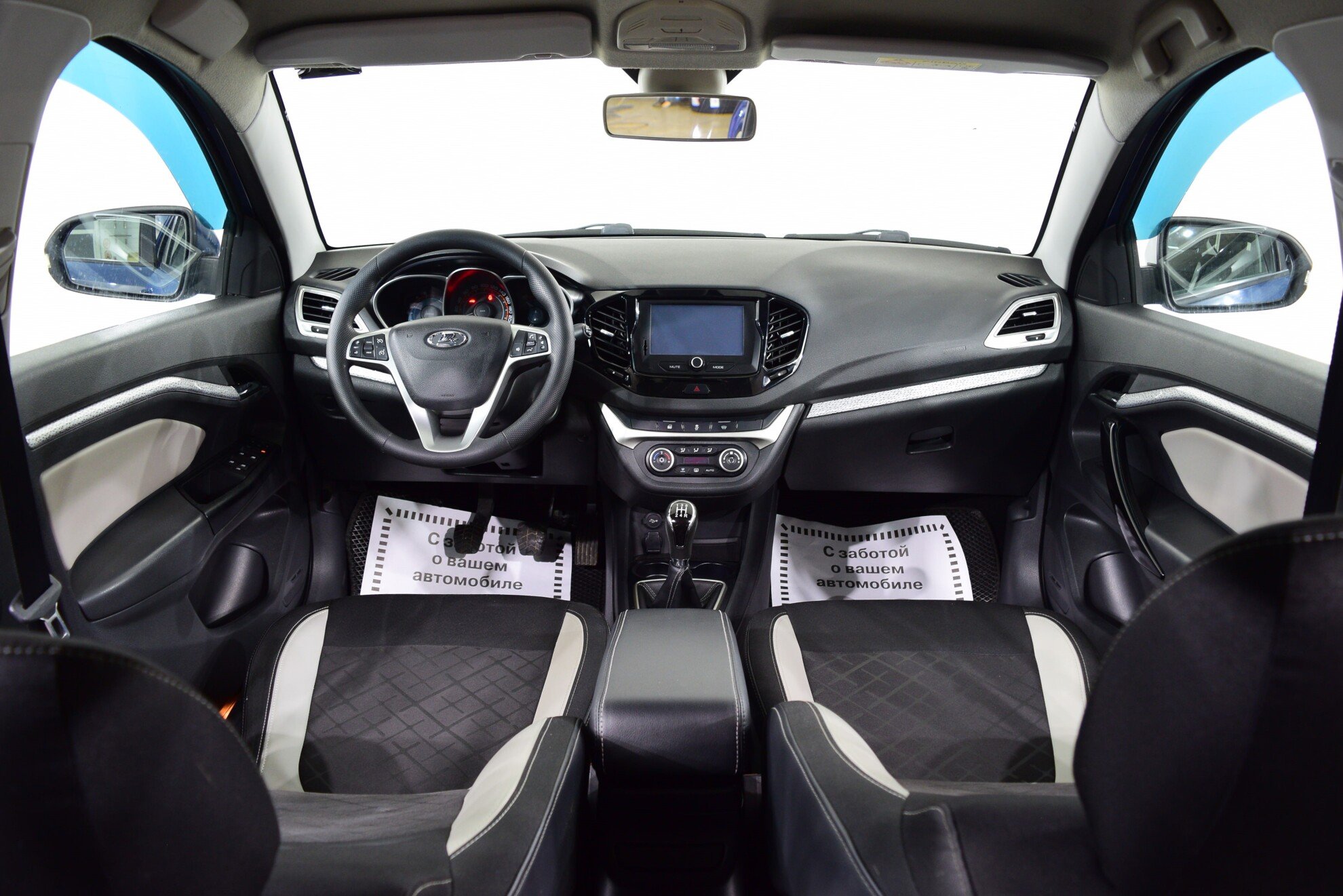 LADA Vesta SW Cross миниатюра 7