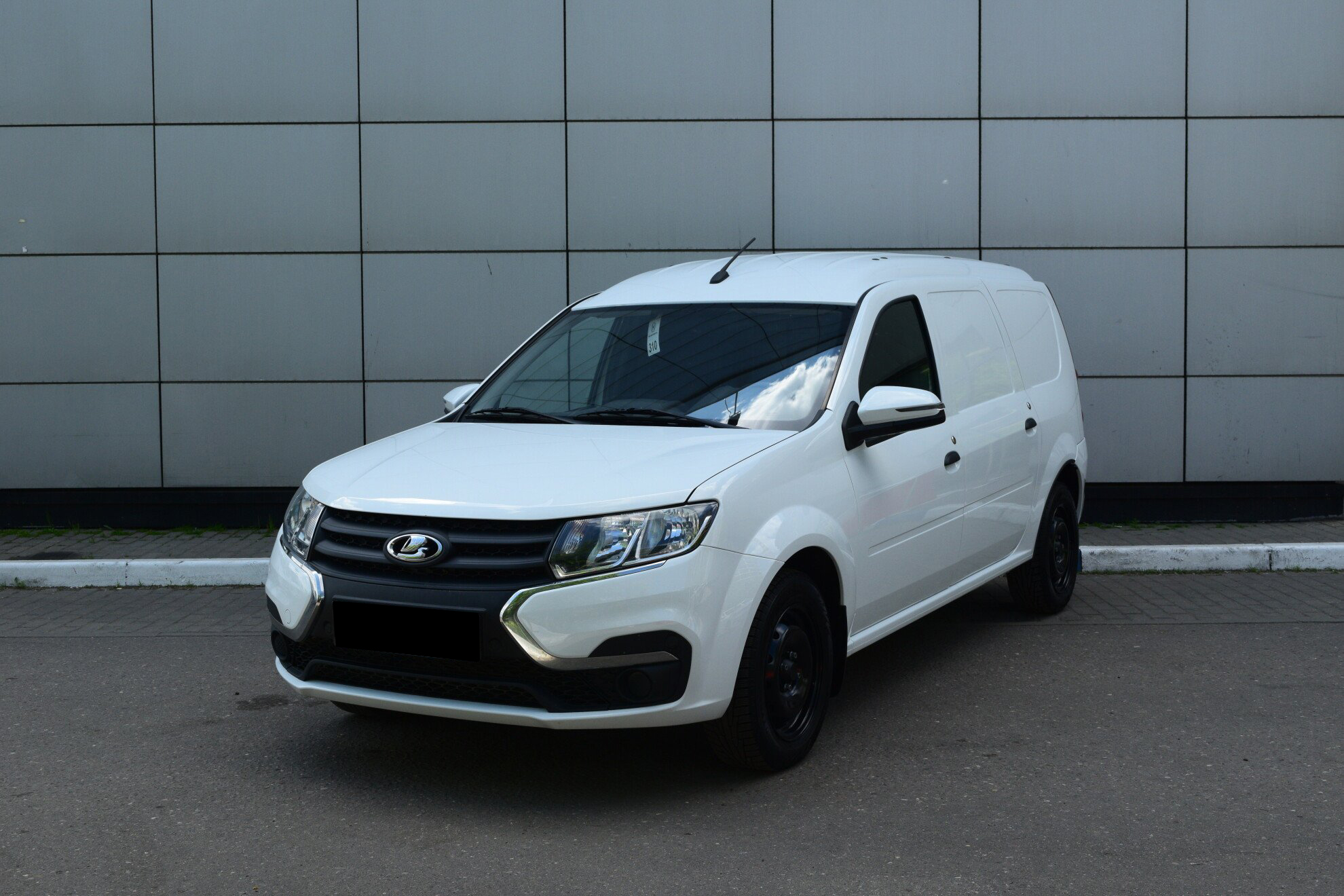 Превью LADA Largus Фургон