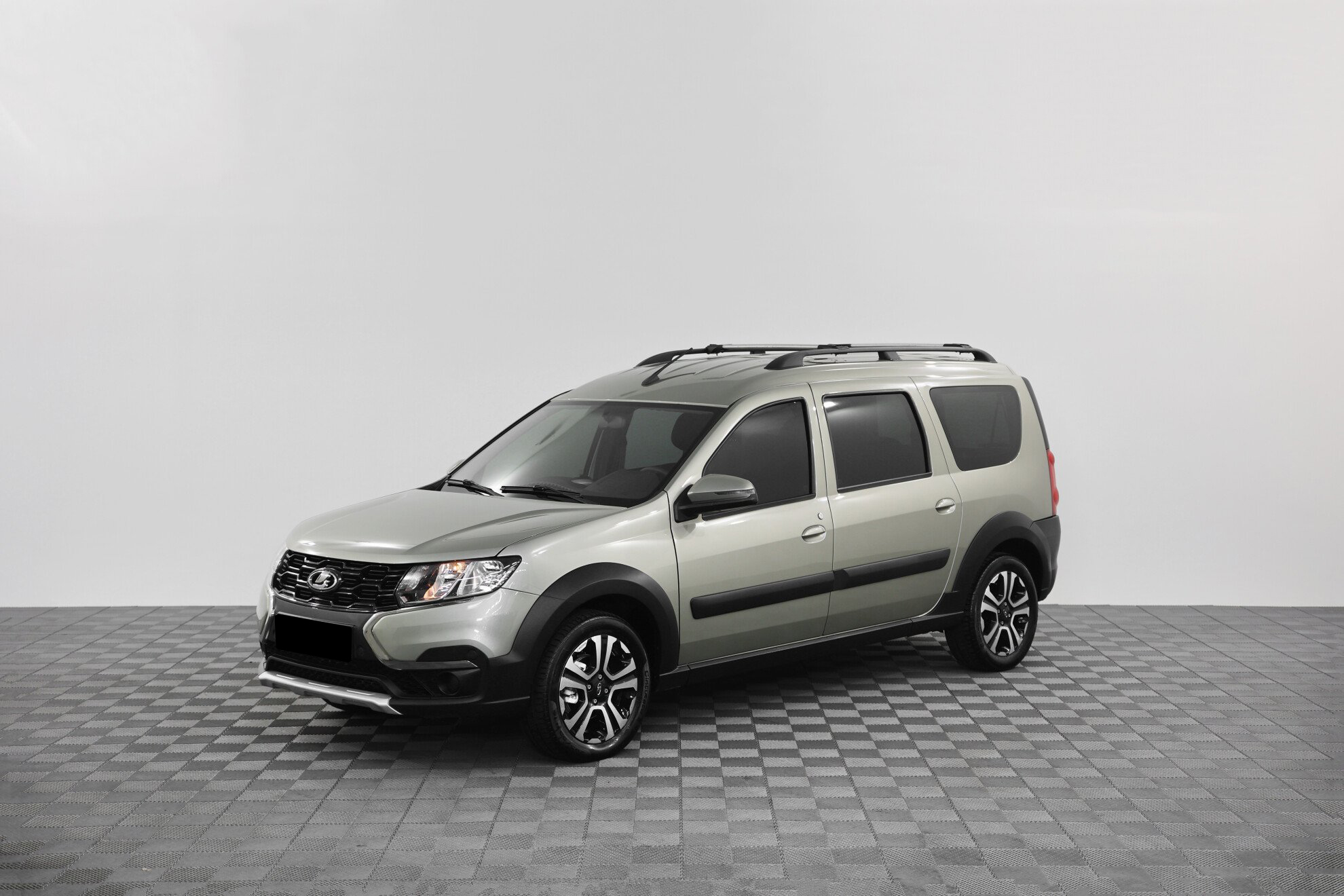 Превью LADA Largus Cross New 5 мест