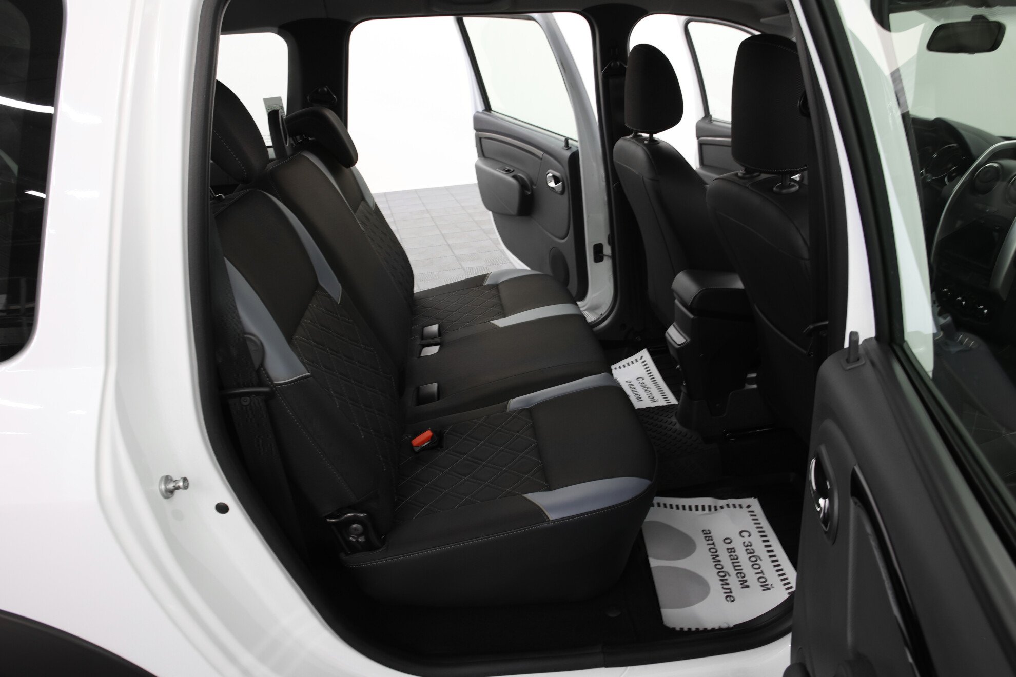 LADA Largus Cross New 7 мест миниатюра 10