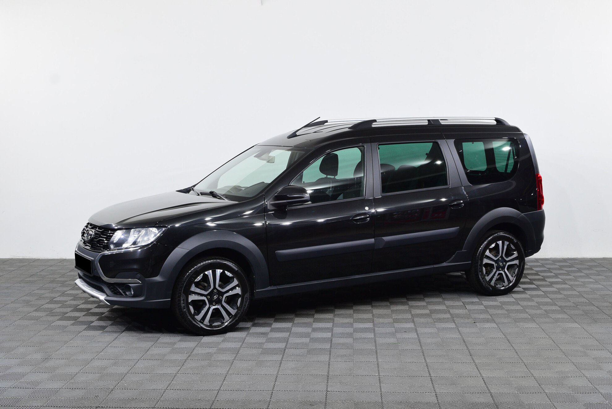 Превью LADA Largus Cross New 7 мест