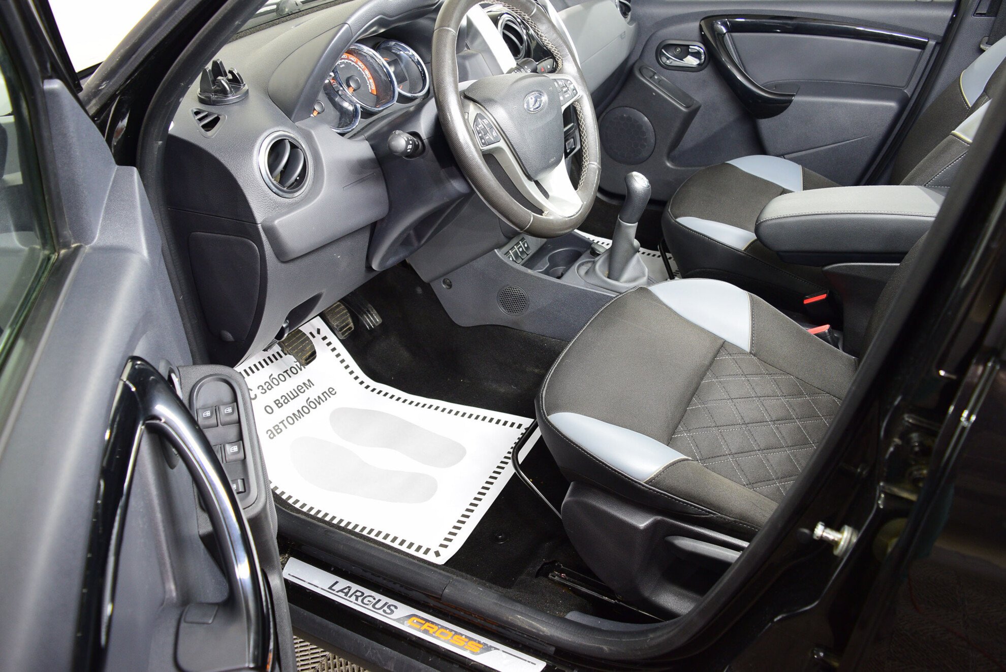 LADA Largus Cross New 7 мест миниатюра 6