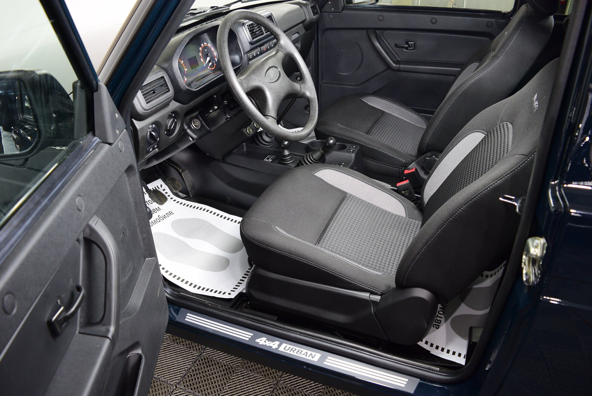 LADA Niva Legend 3D миниатюра 6