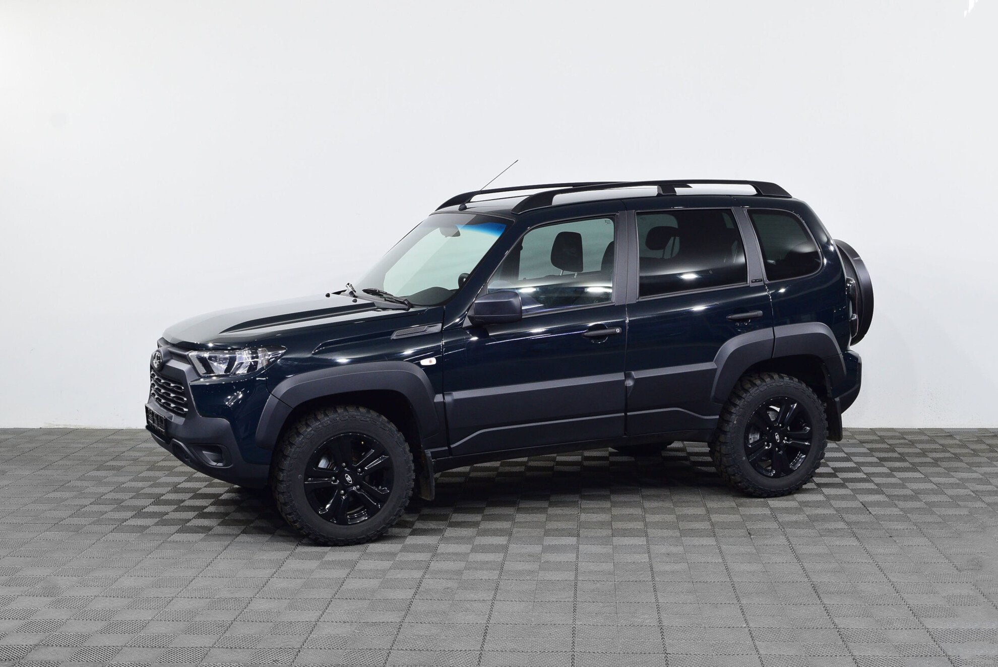 Превью LADA Niva Travel