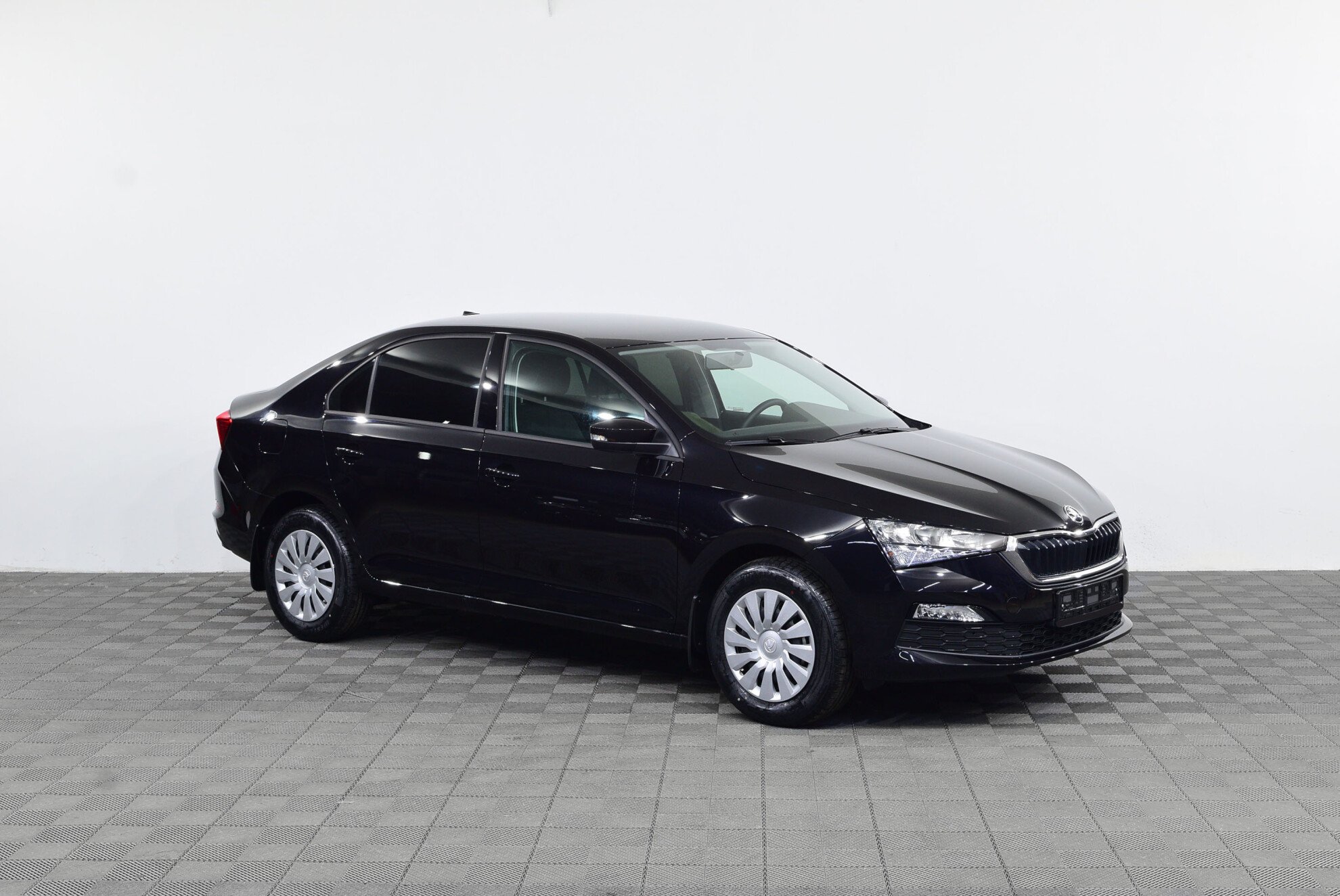 SKODA Rapid миниатюра 3