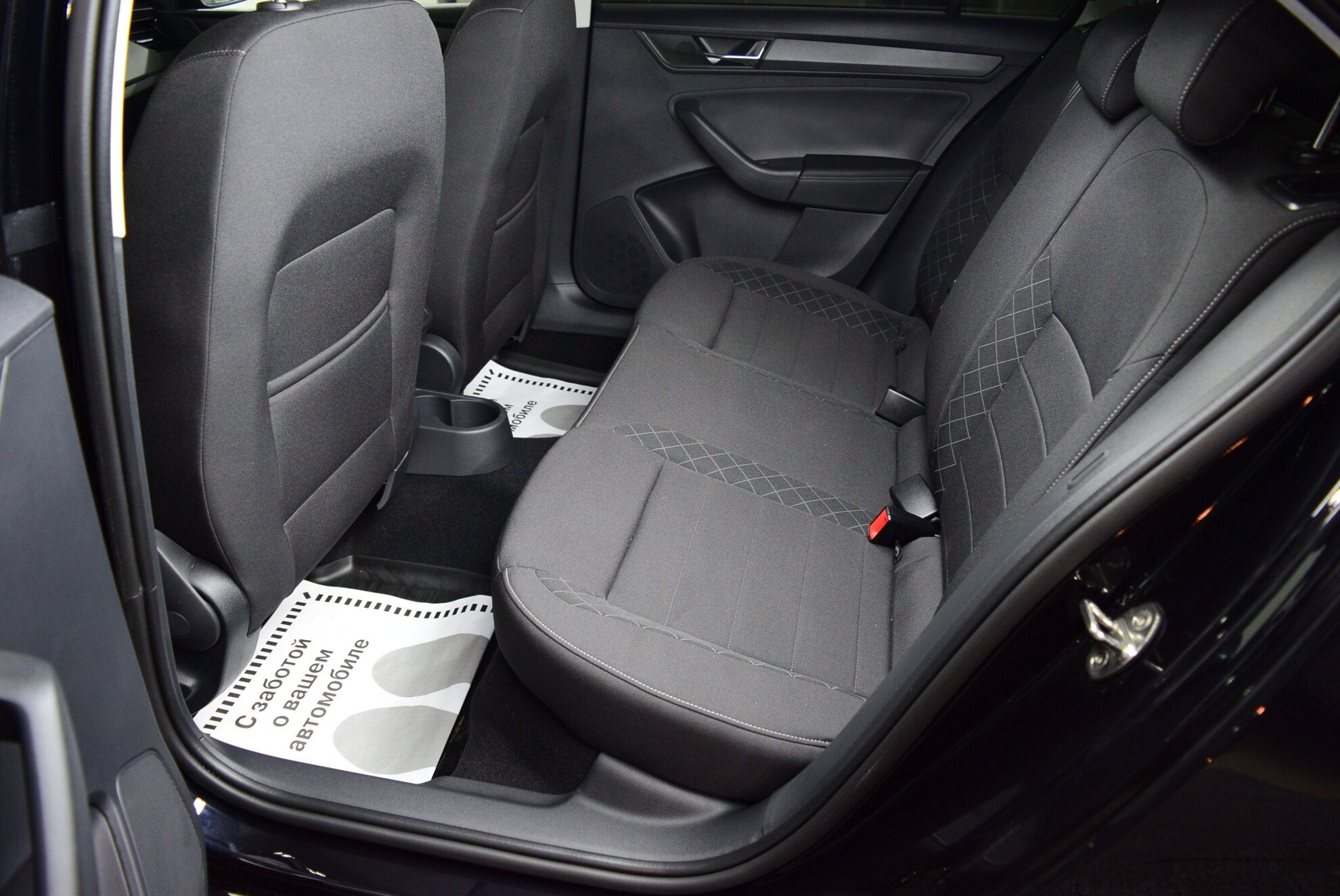 SKODA Rapid миниатюра 9