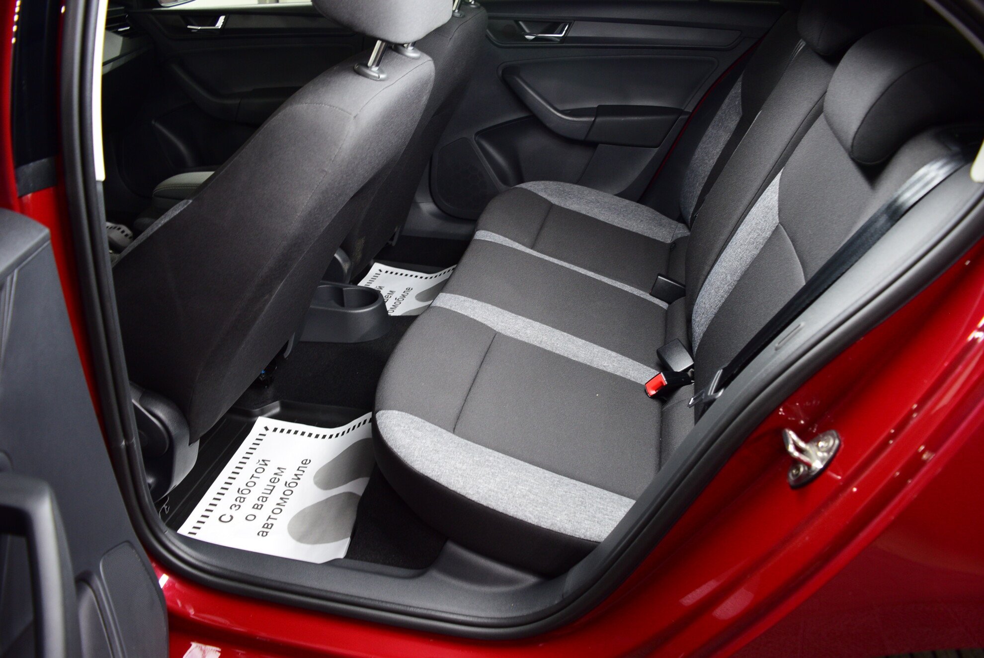 SKODA Rapid миниатюра 9