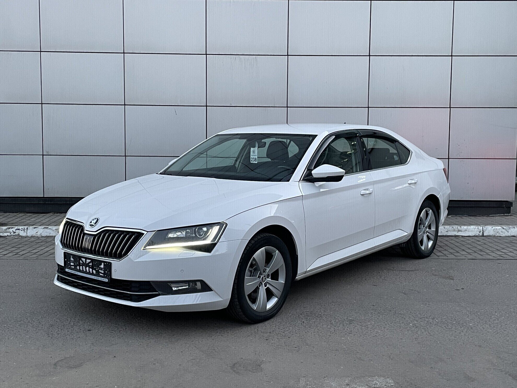 Превью SKODA Superb