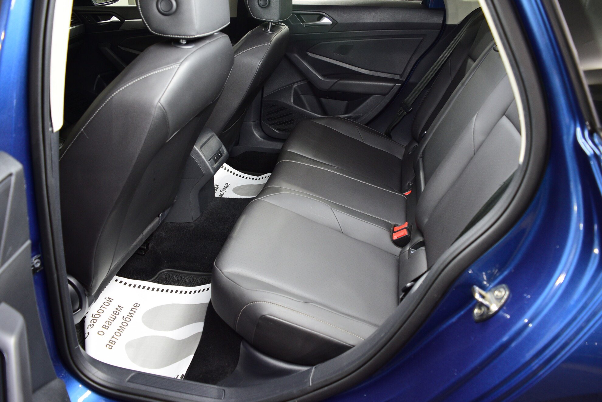 VOLKSWAGEN Jetta миниатюра 9