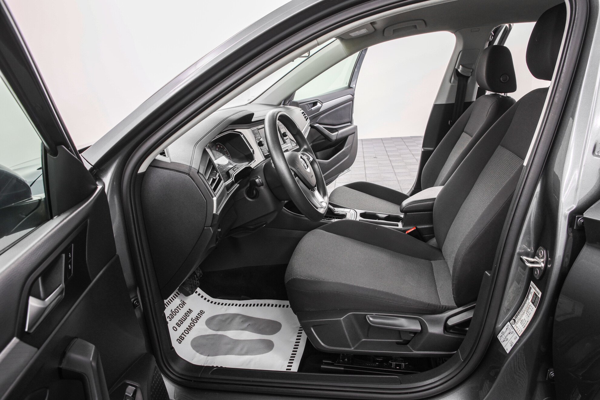 VOLKSWAGEN Jetta миниатюра 6