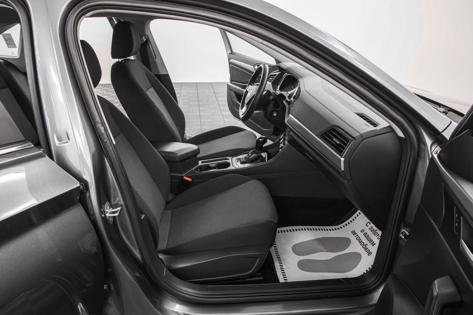 VOLKSWAGEN Jetta миниатюра 8