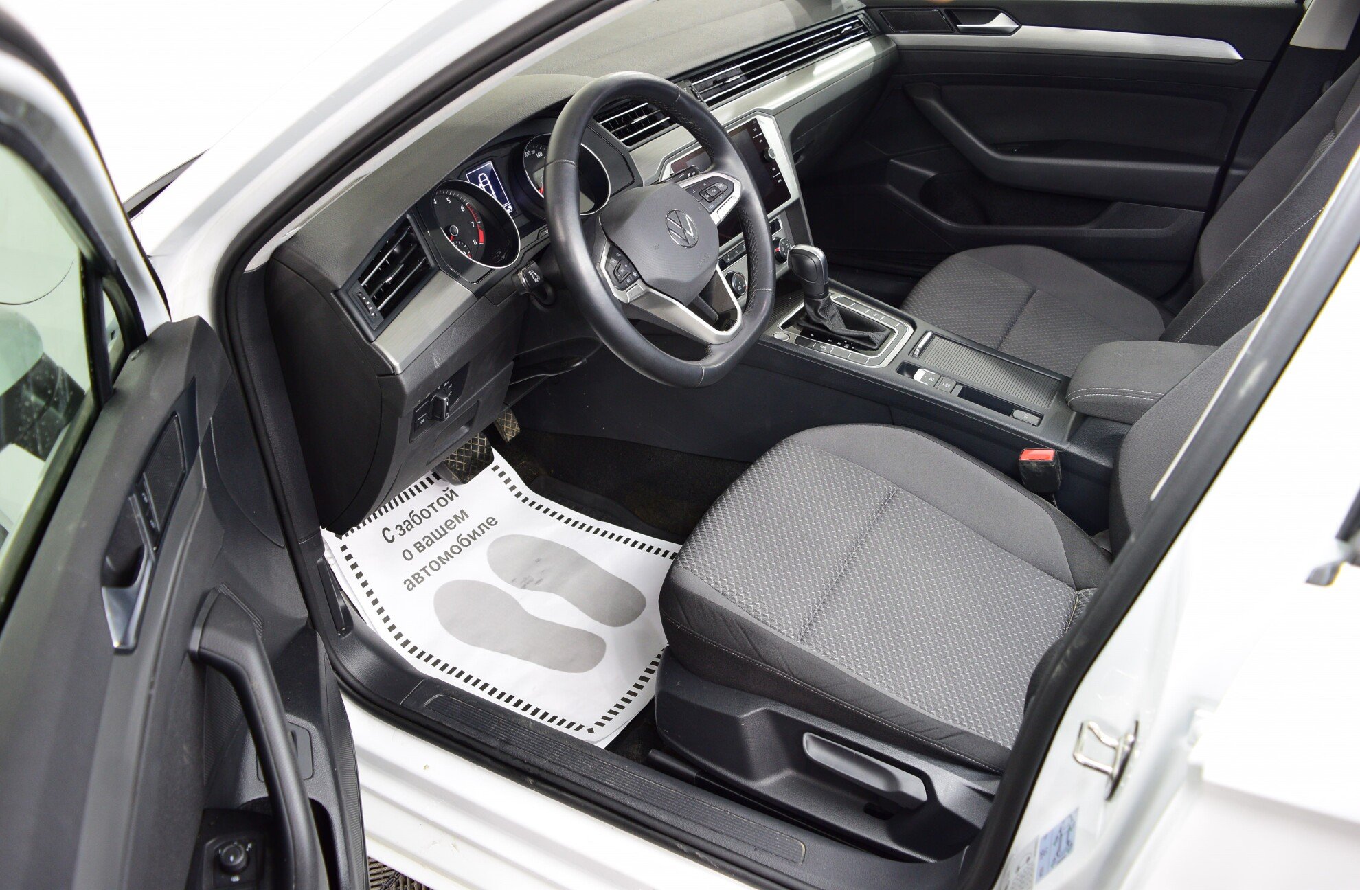 VOLKSWAGEN Passat миниатюра 6