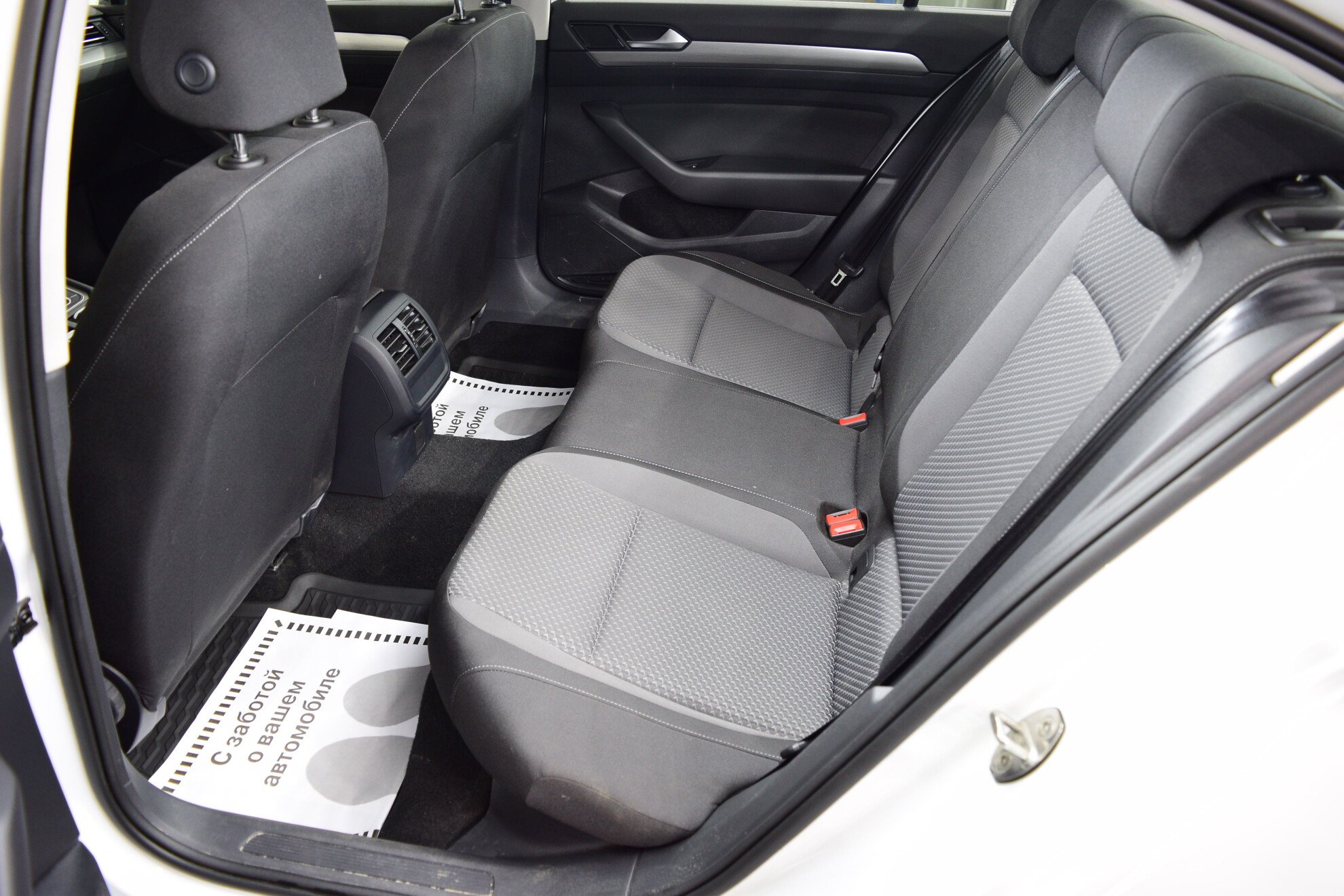 VOLKSWAGEN Passat миниатюра 9